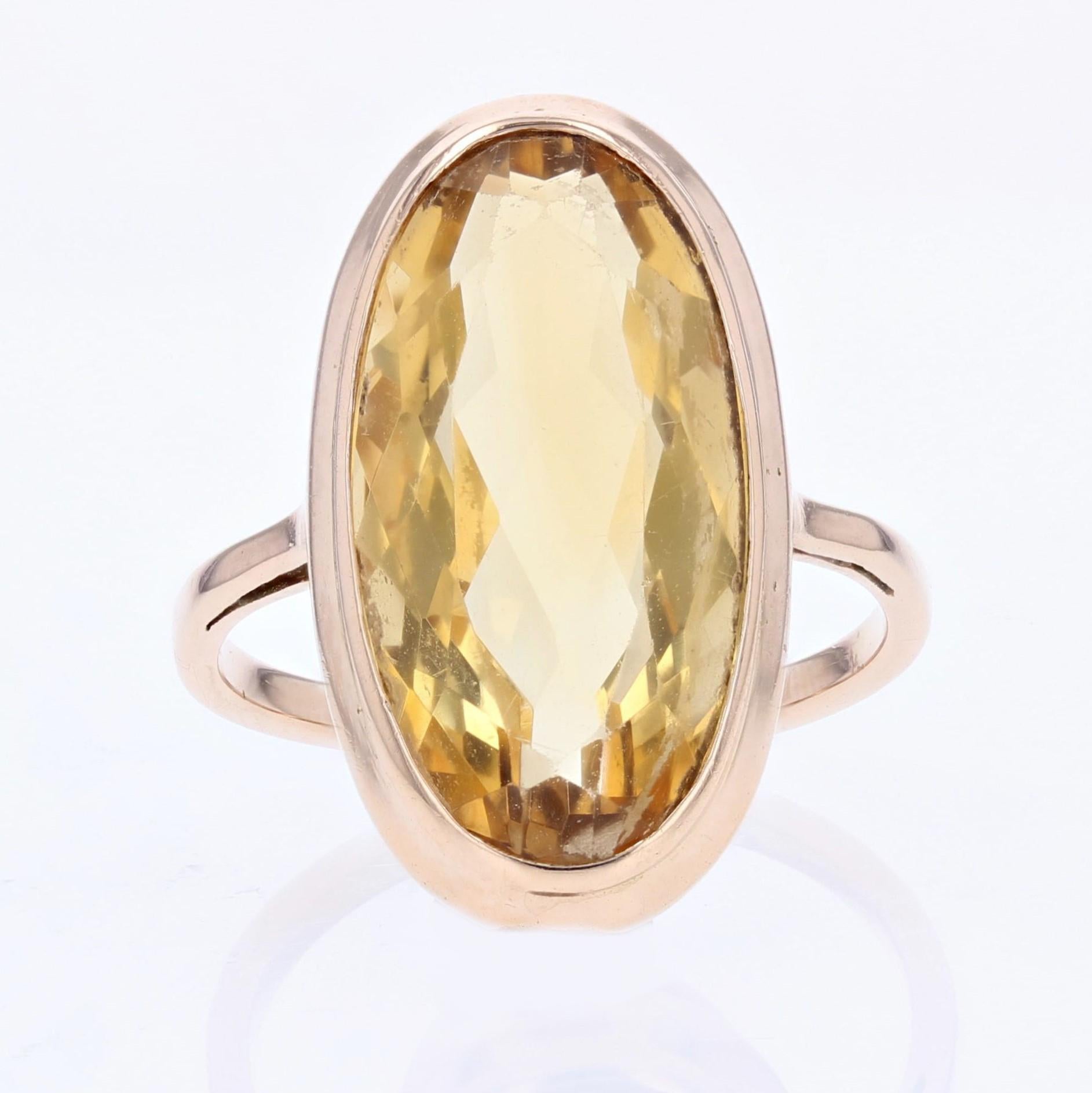 Retro French 1960s 6, 50 Carat Citrine 18 Karat Yellow Gold Marquise Shape Ring For Sale