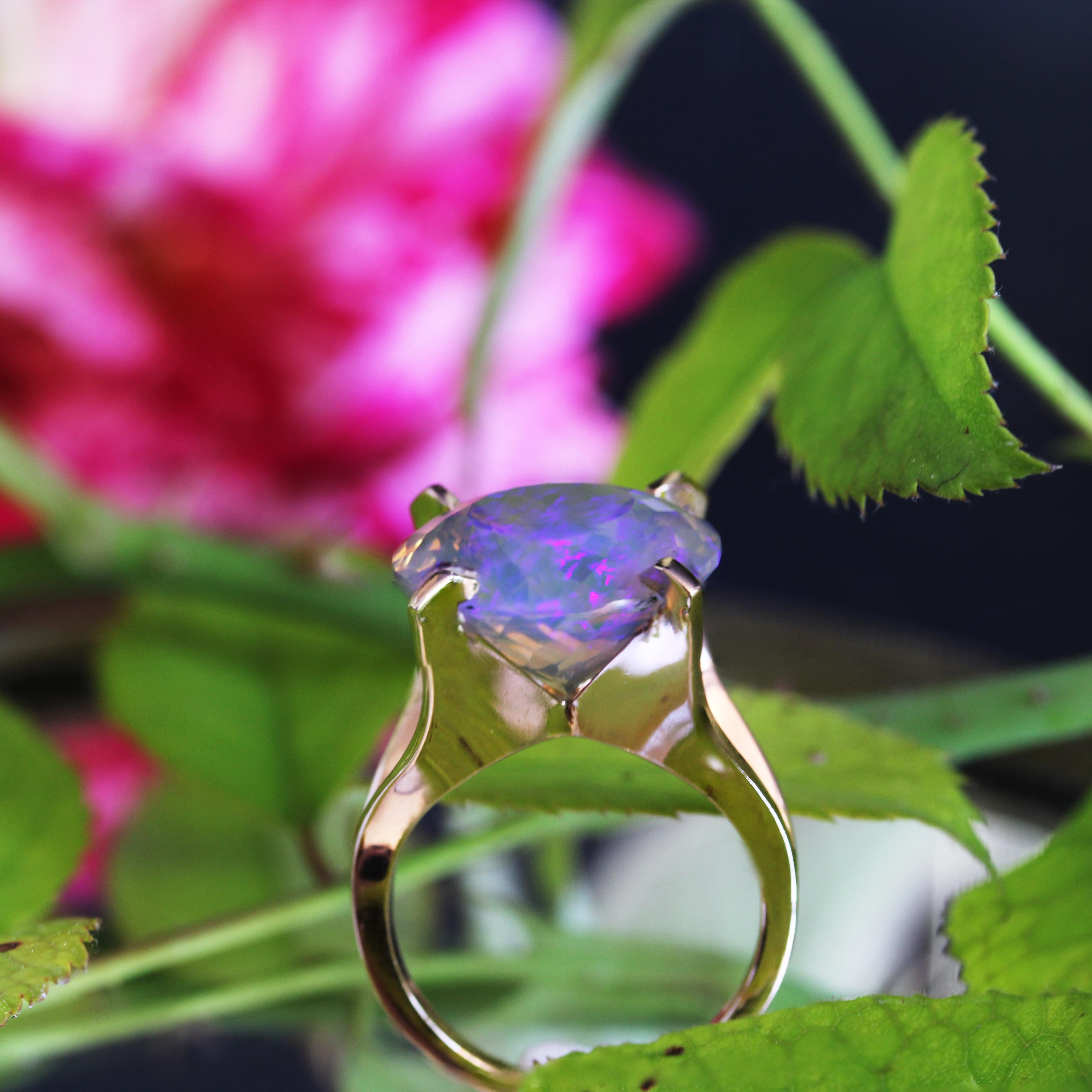 French 1960s 8.08 Carats Purple Jelly Opal 18 K Rose Gold Retro Cocktail Ring 9