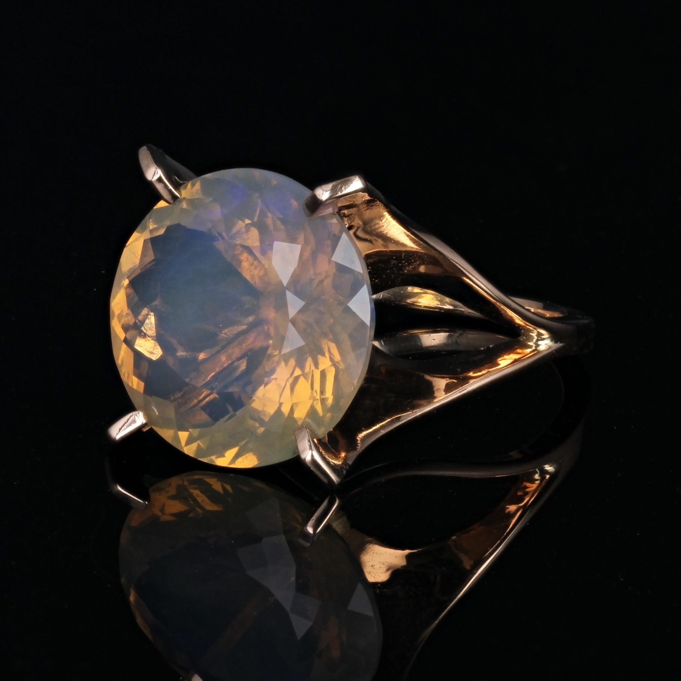 French 1960s 8.08 Carats Purple Jelly Opal 18 K Rose Gold Retro Cocktail Ring 2