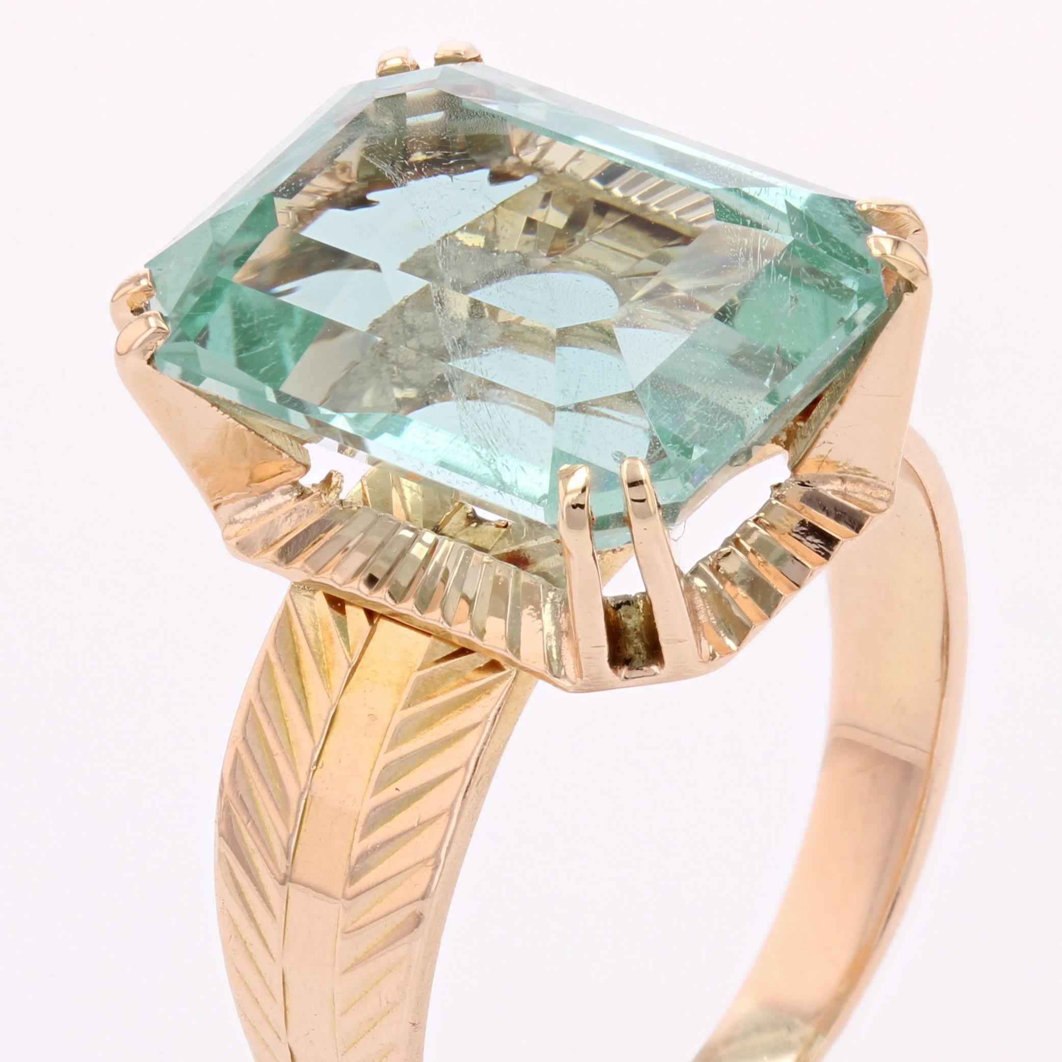 Women's French 1960s 9.07 Carat Green Beryl 18 Karat Rose Gold Ring