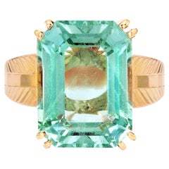 Vintage French 1960s 9.07 Carat Green Beryl 18 Karat Rose Gold Ring