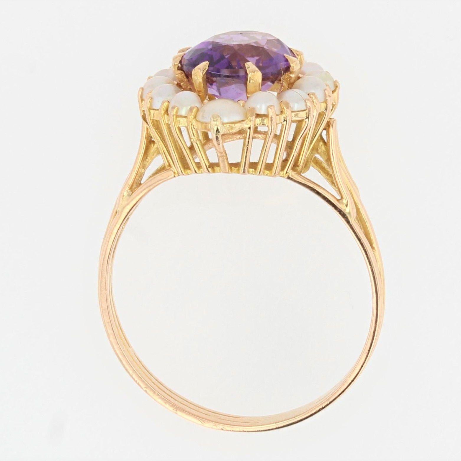 French 1960s Amethyst Cultured Pearls 18 Karat Yellow Gold Ring For Sale 4