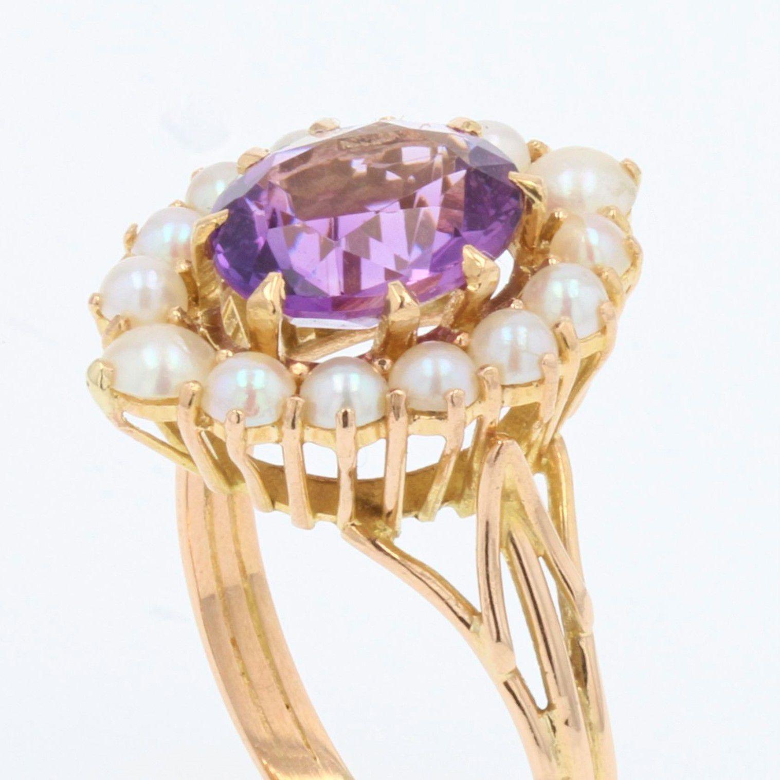 French Cut French 1960s Amethyst Cultured Pearls 18 Karat Yellow Gold Ring For Sale