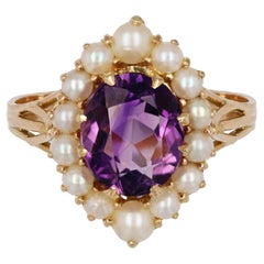 French 1960s Amethyst Cultured Pearls 18 Karat Yellow Gold Ring