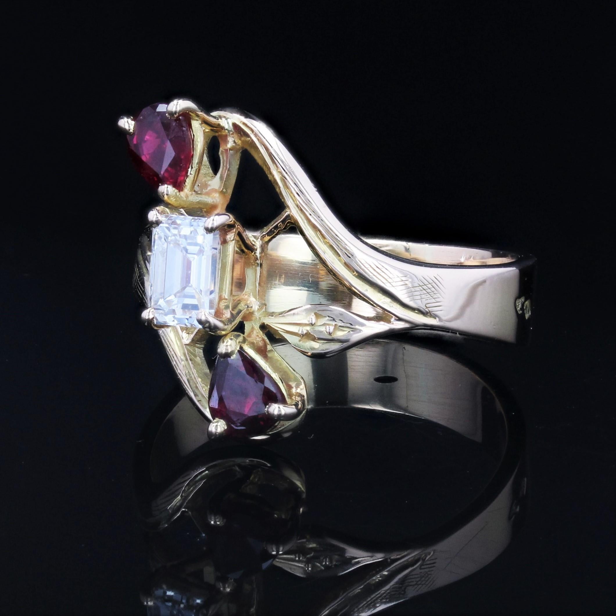 Französischer 1960er Jahre Baguetteschliff Diamant Birnenschliff Rubin 18 Karat Gelbgold Ring im Angebot 2