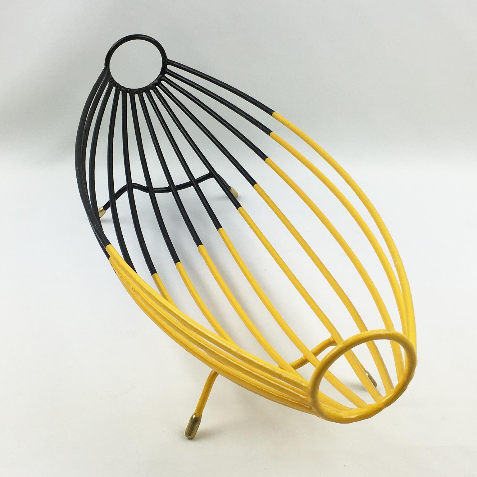 French 1960s Black Yellow Metal Bowl Basket Centerpiece In Excellent Condition In Atlanta, GA
