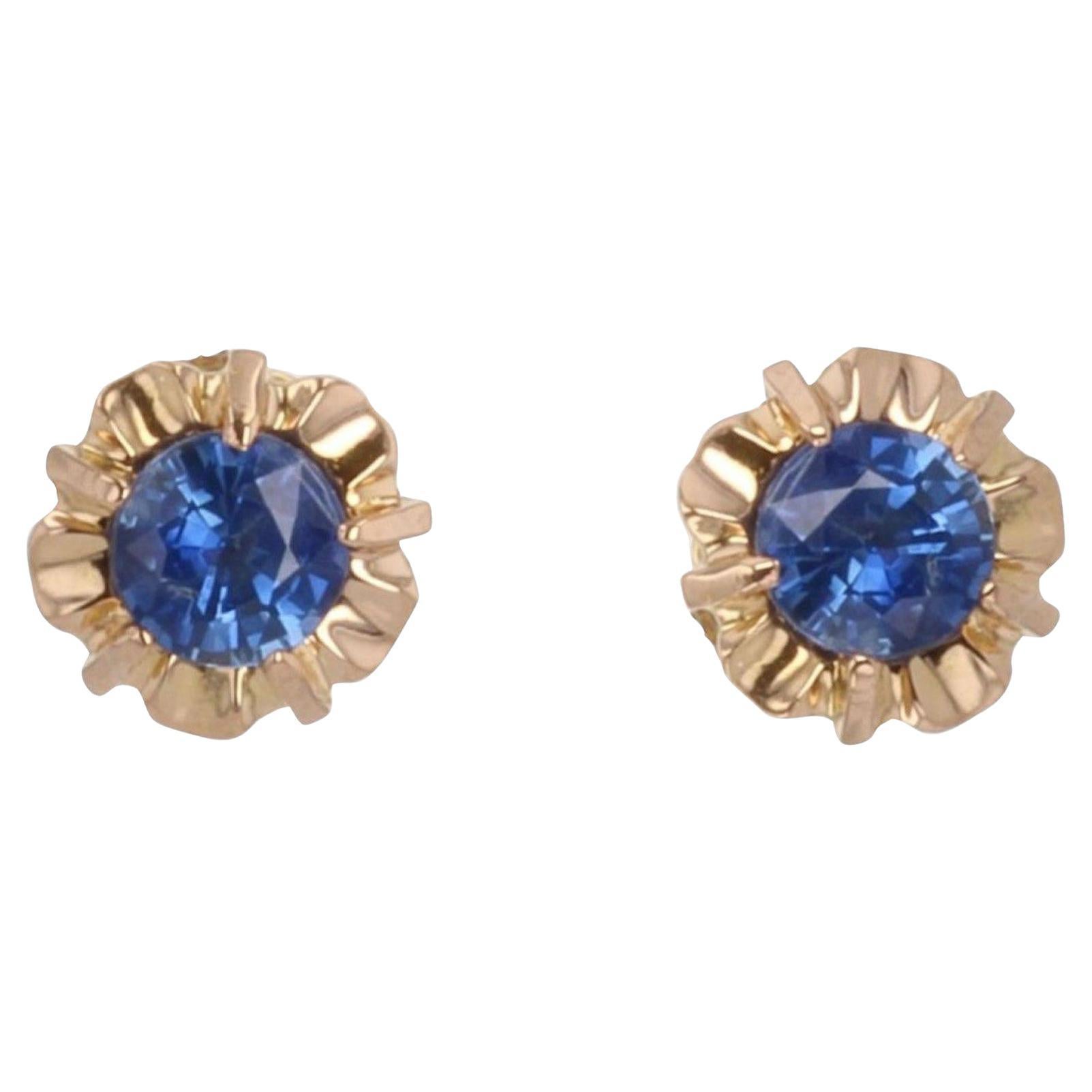 French 1960s Blue Sapphire 18 Karat Yellow Gold Retro Stud Earrings