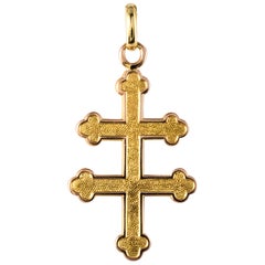 French 1960s Chiseled 18 Karat Yellow Gold Cross Lorraine Pendant