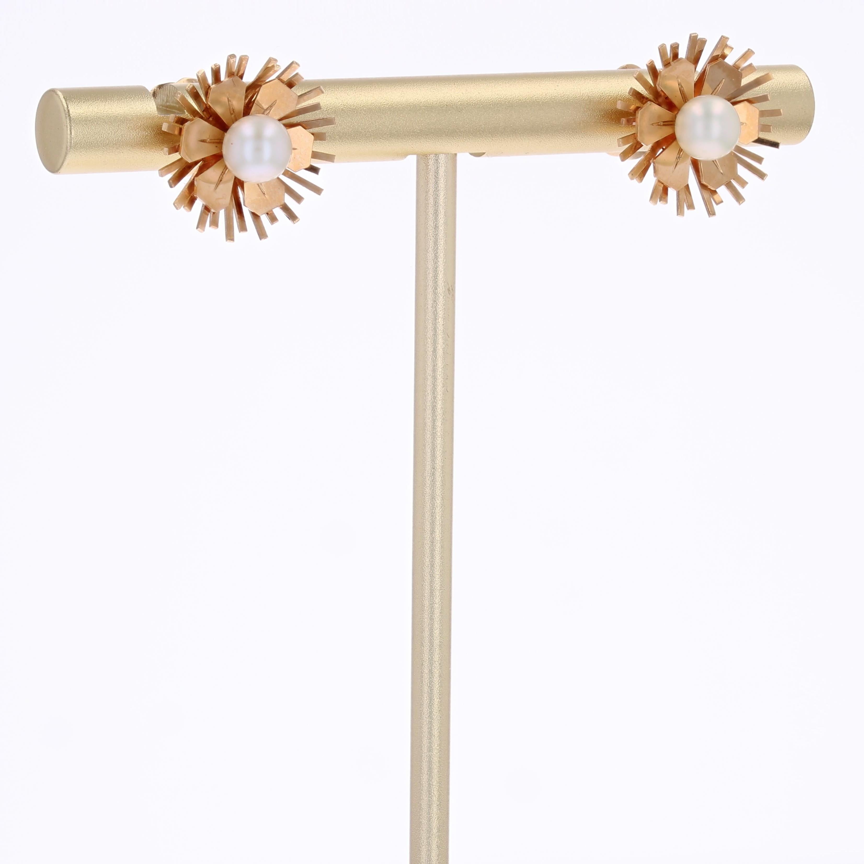 Bead French 1960s Cultured Pearl 18 Karat Rose Gold Flower Stud Earrings For Sale