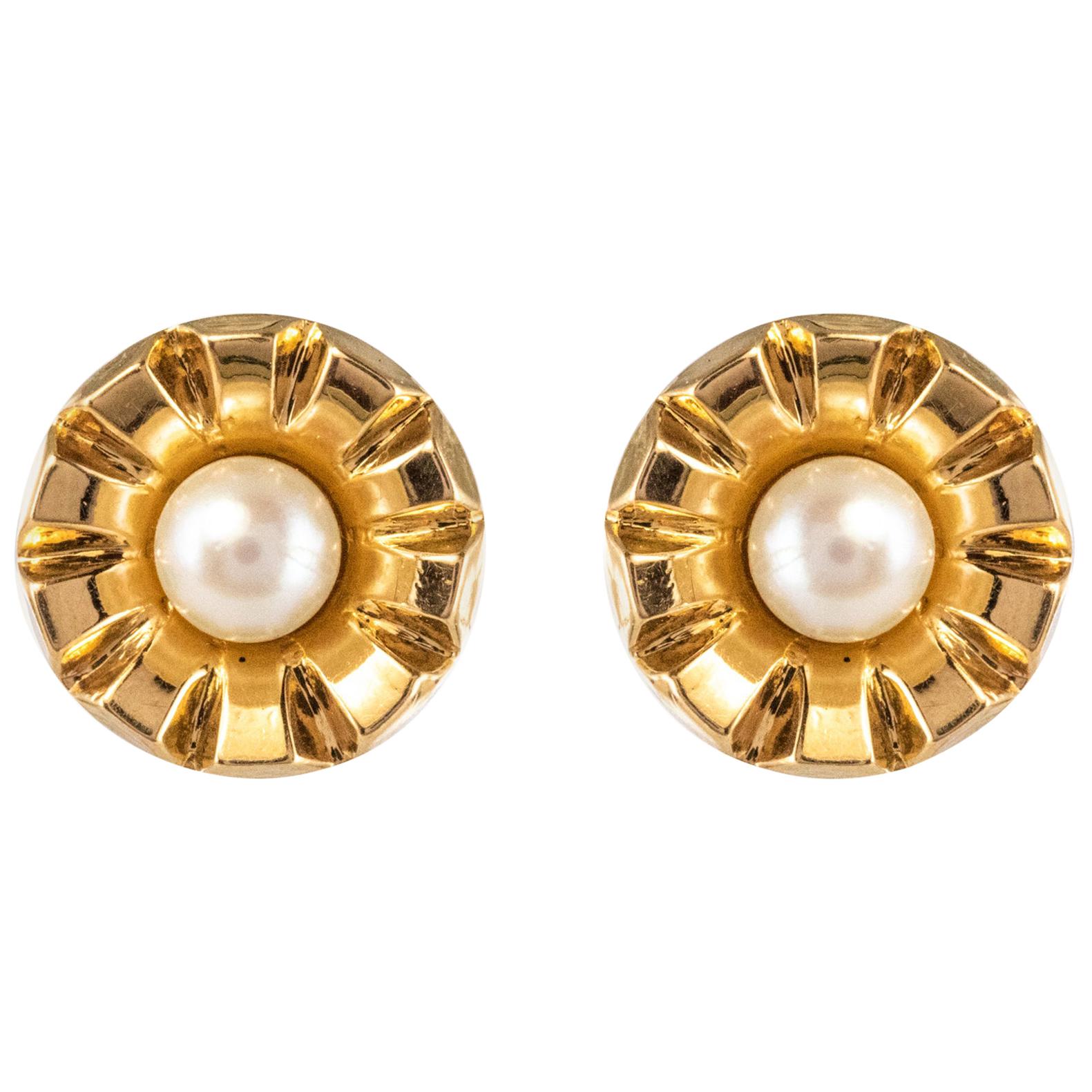 French 1960s Cultured Pearl 18 Karat Yellow Gold Stud Earrings