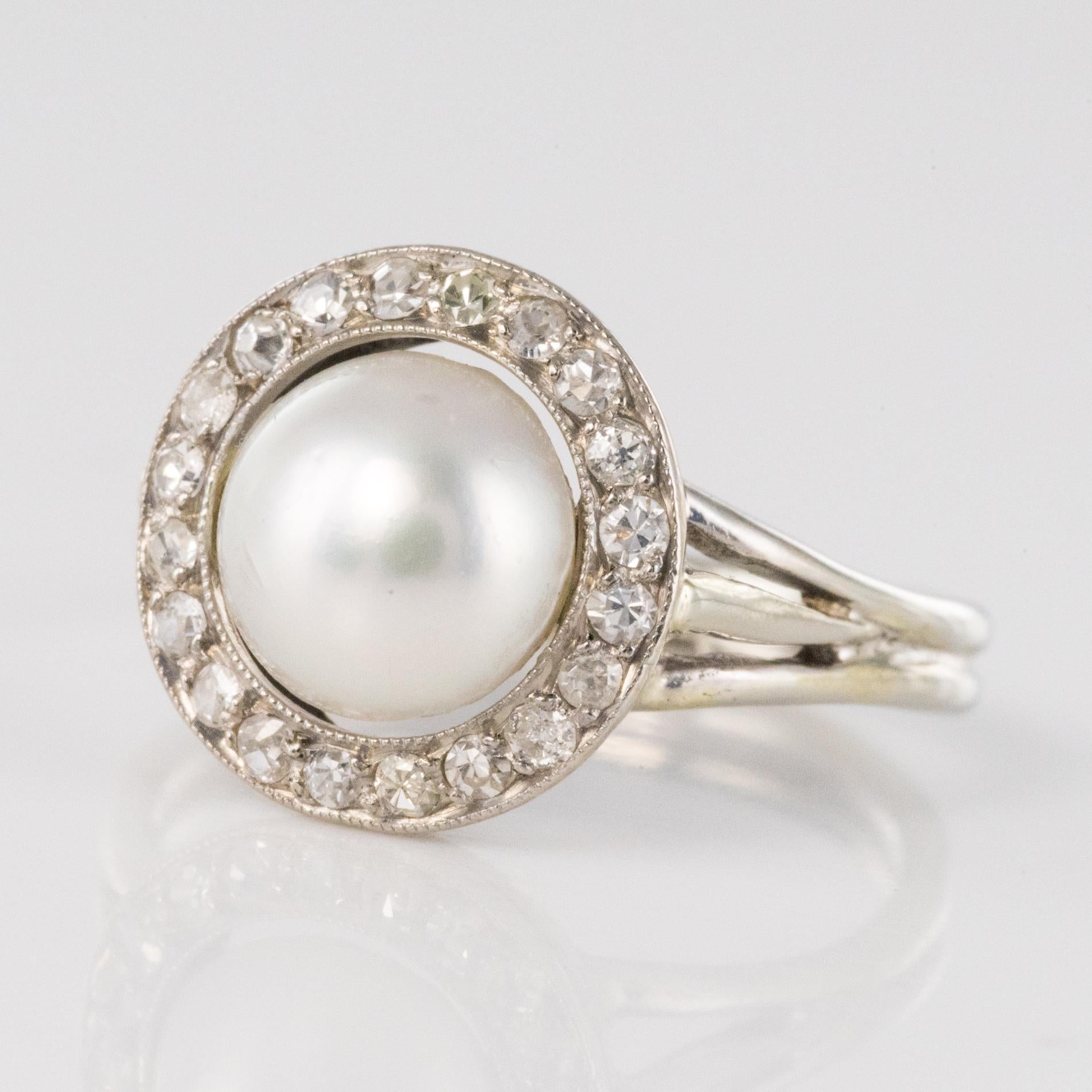 Retro French 1960s Cultured Pearl Diamonds 18 Karat White Gold Ring