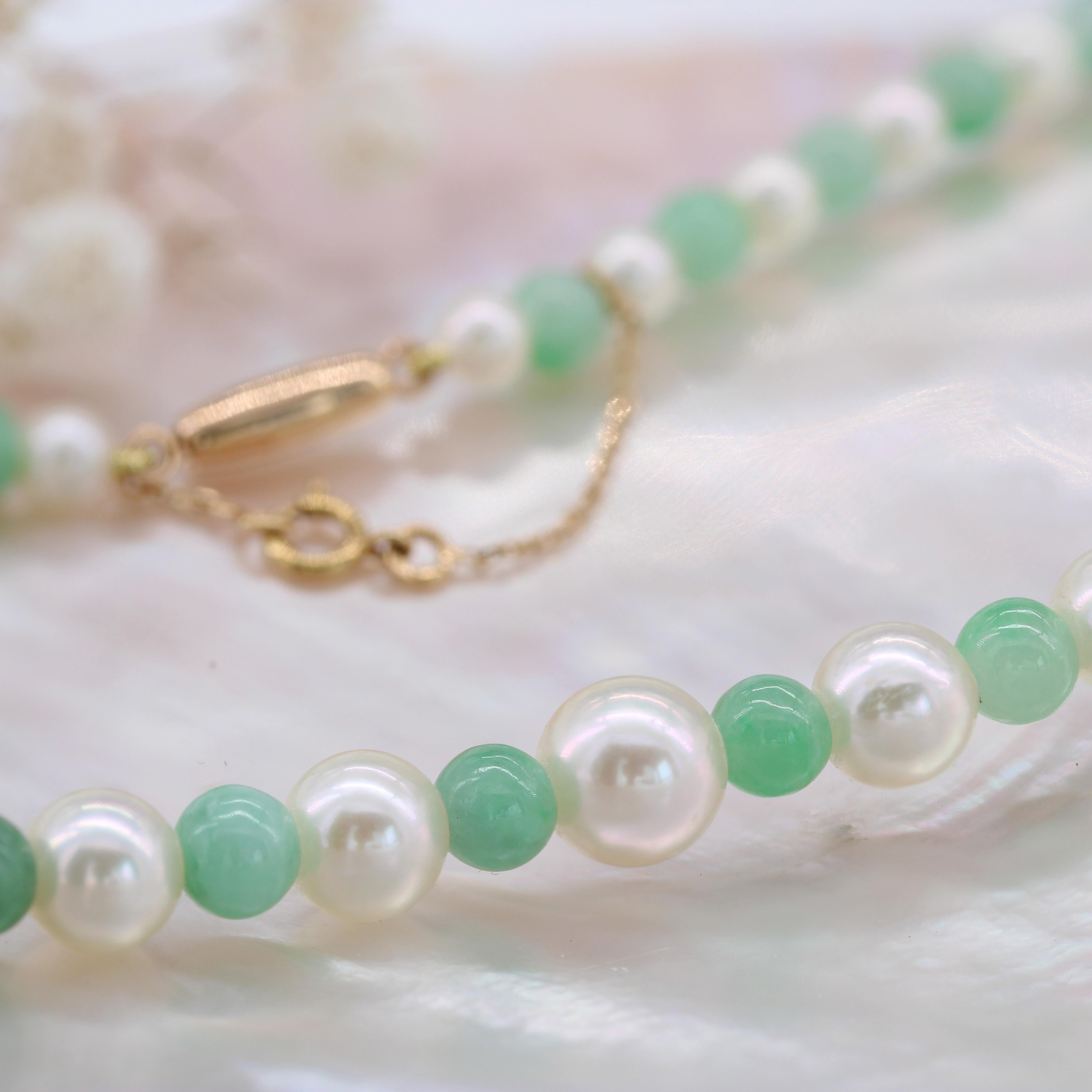 Perle coltivate francesi del 1960, perle di giada, collana con chiusura in oro rosa 18 carati in vendita 5