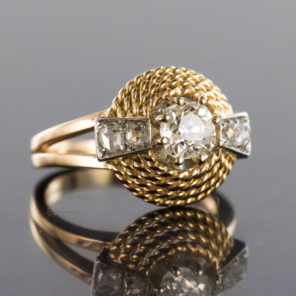 French 1960s Cushion and Rose Cuts Diamond 18 Karat Yellow Gold Ring 3