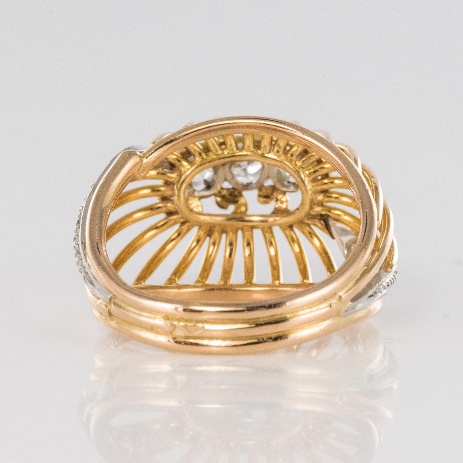 Bague à dôme en or jaune 18 carats avec diamant des années 1960 en vente 7