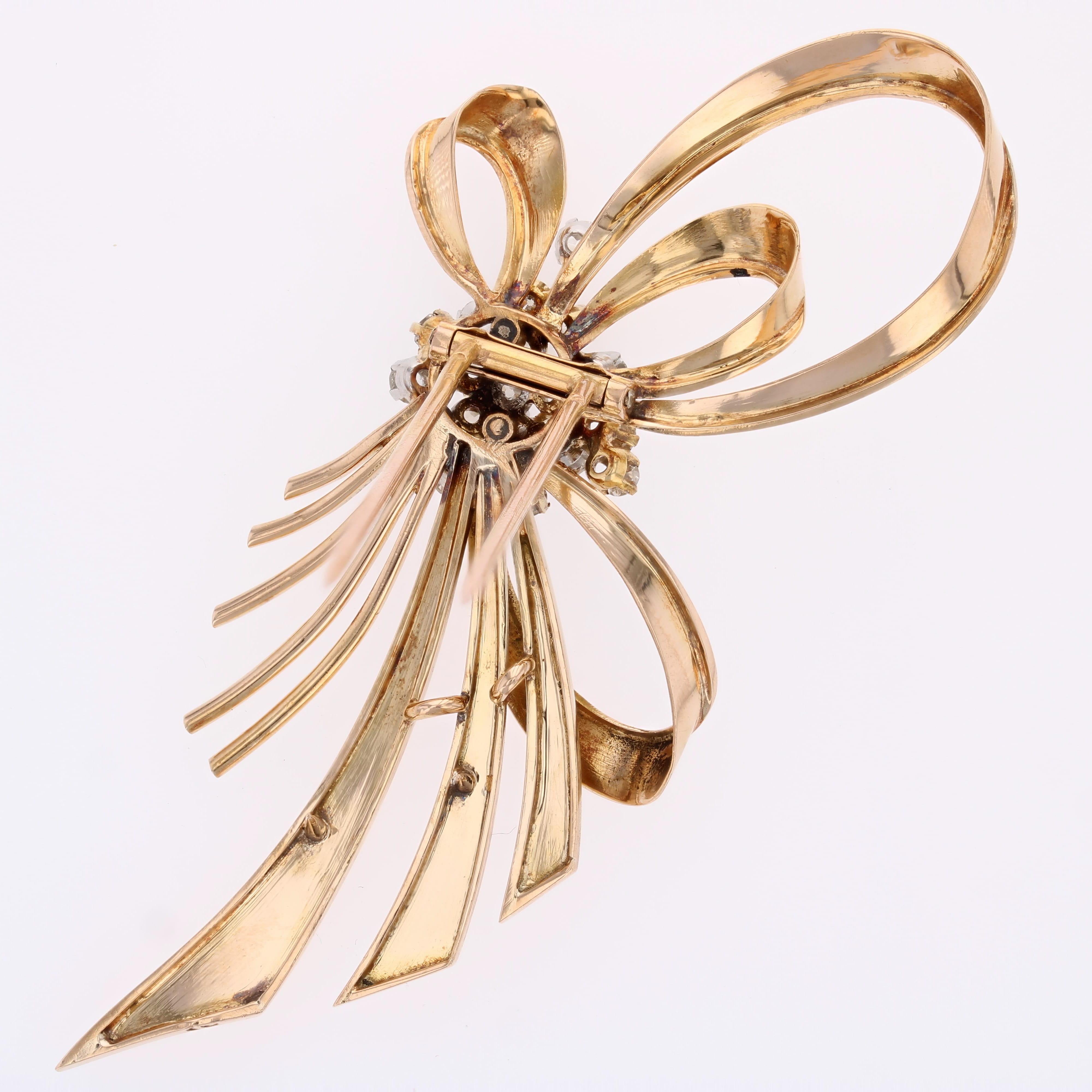 Französische 1960er Jahre Diamanten 18 Karat Rose Gold Schleife Brosche im Angebot 7