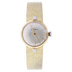 French 1960s Diamonds 18 Karat Yellow Gold Orologio da donna Eviana