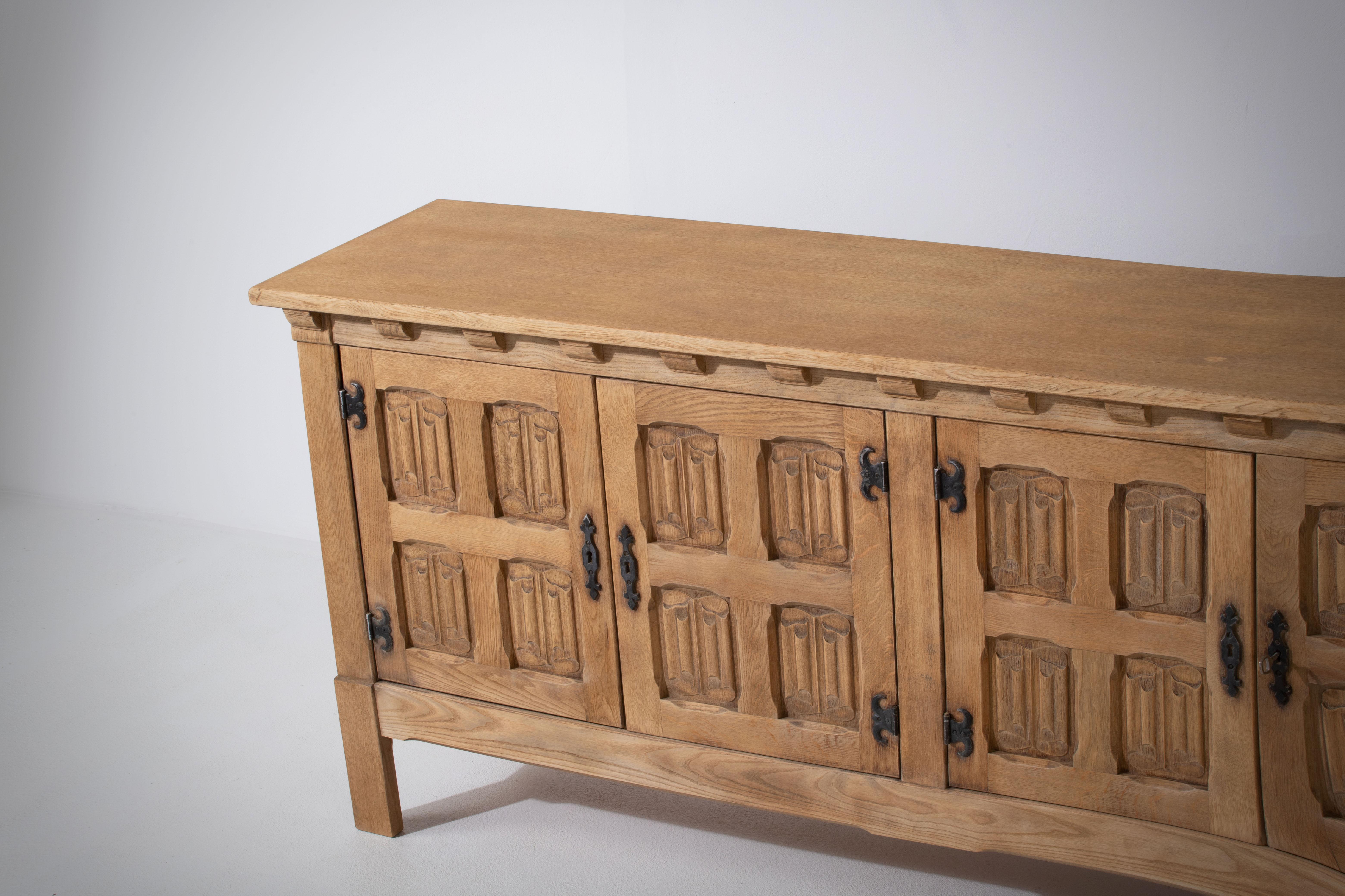 French 1960s Elm Sideboard 4