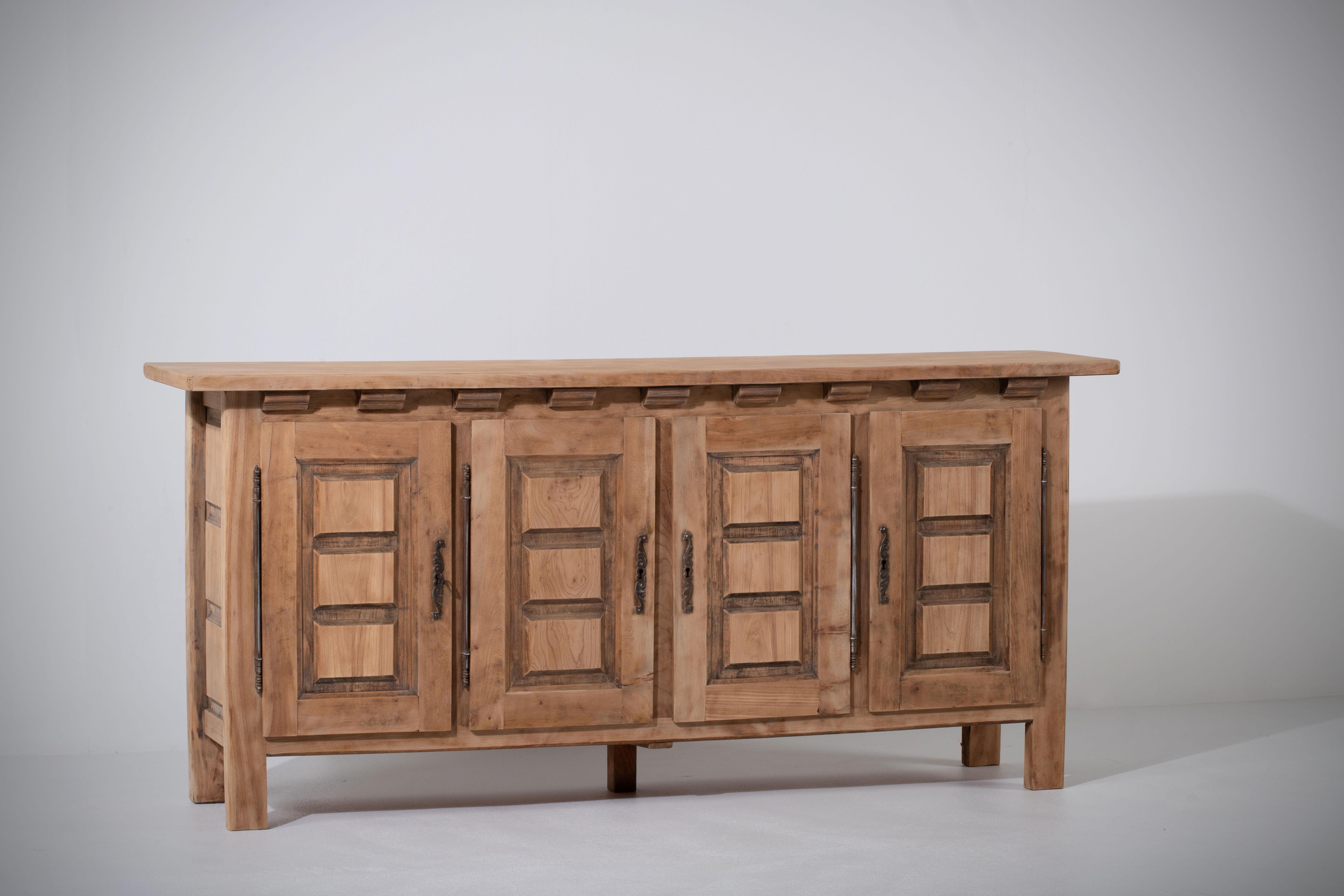 French 1960s Elm Sideboard For Sale 4