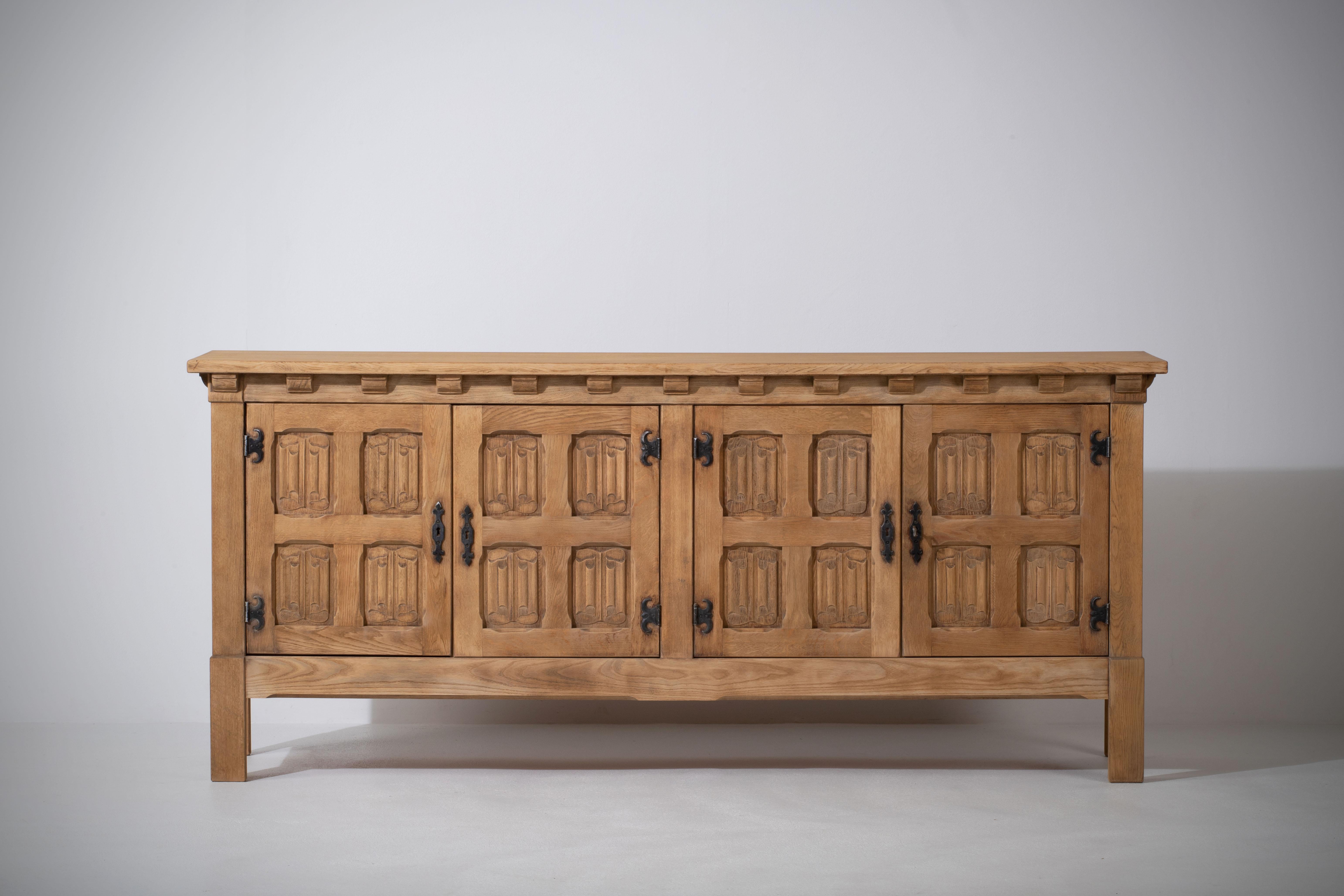French 1960s Elm Sideboard 1