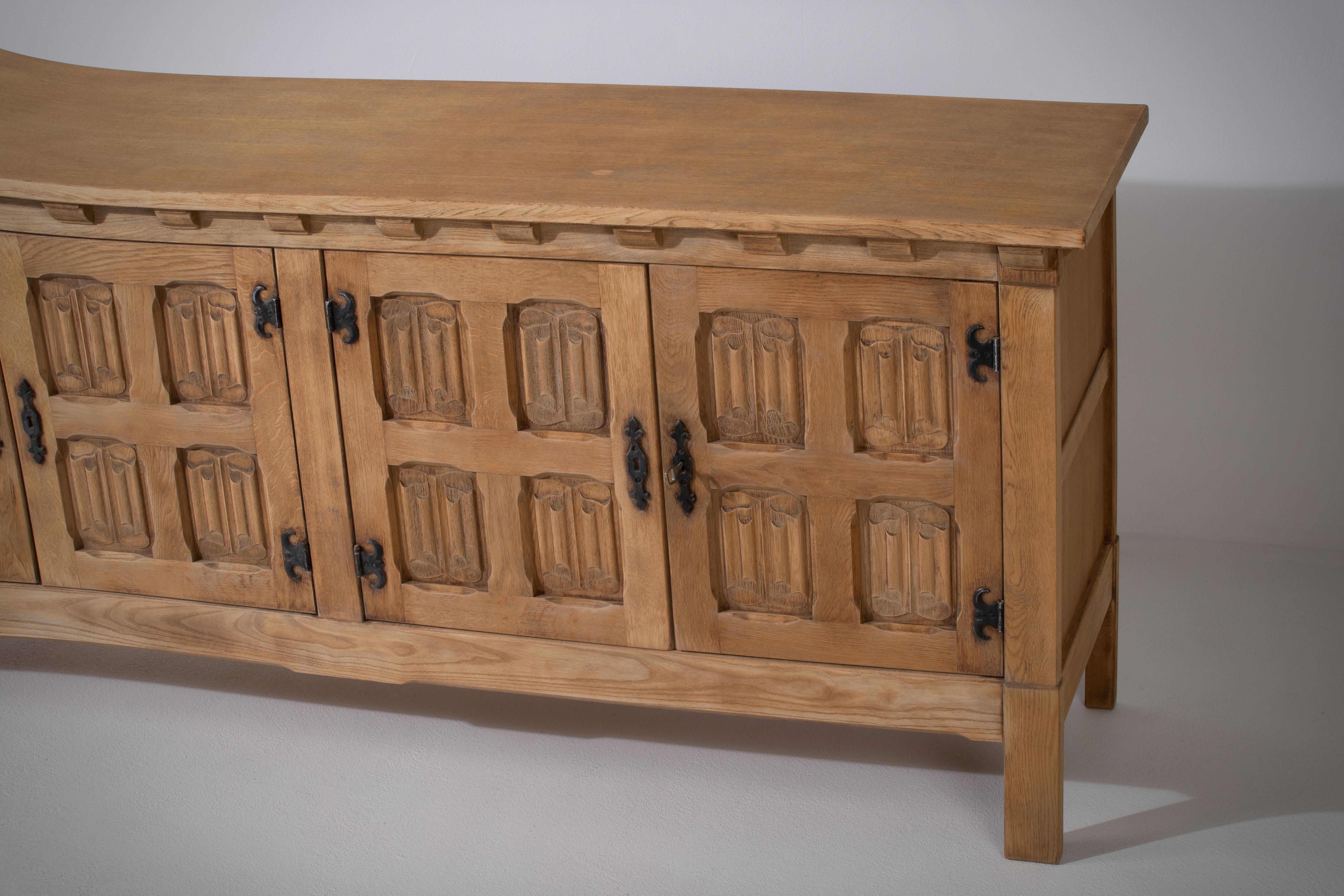 French 1960s Elm Sideboard 3