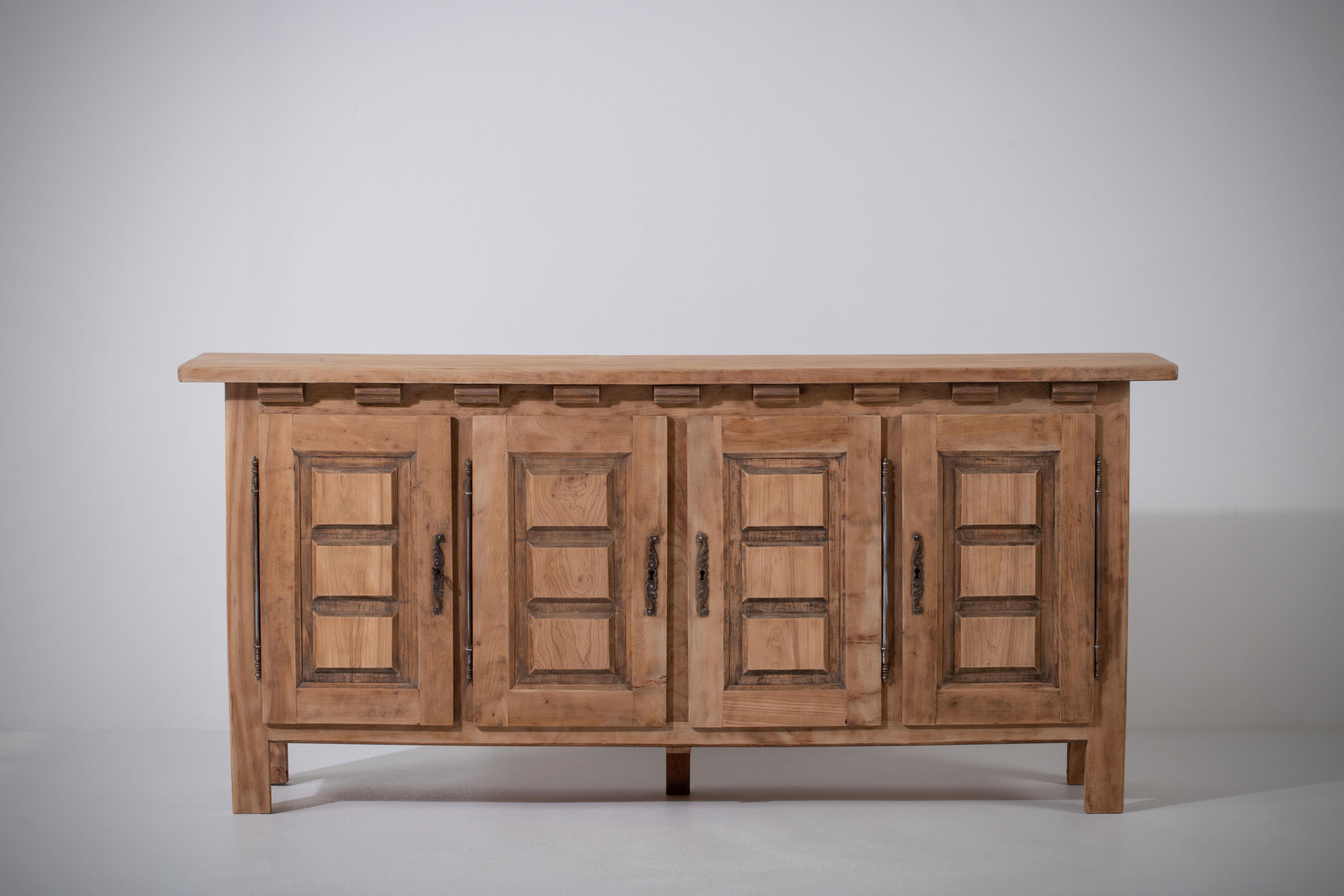French 1960s Elm Sideboard For Sale 3