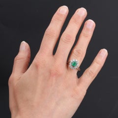 French 1960s Emerald Diamonds 18 Karat White Gold Daisy Ring