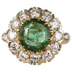 Vintage French 1960s Emerald Diamonds 18 Karat Yellow White Gold Daisy Ring