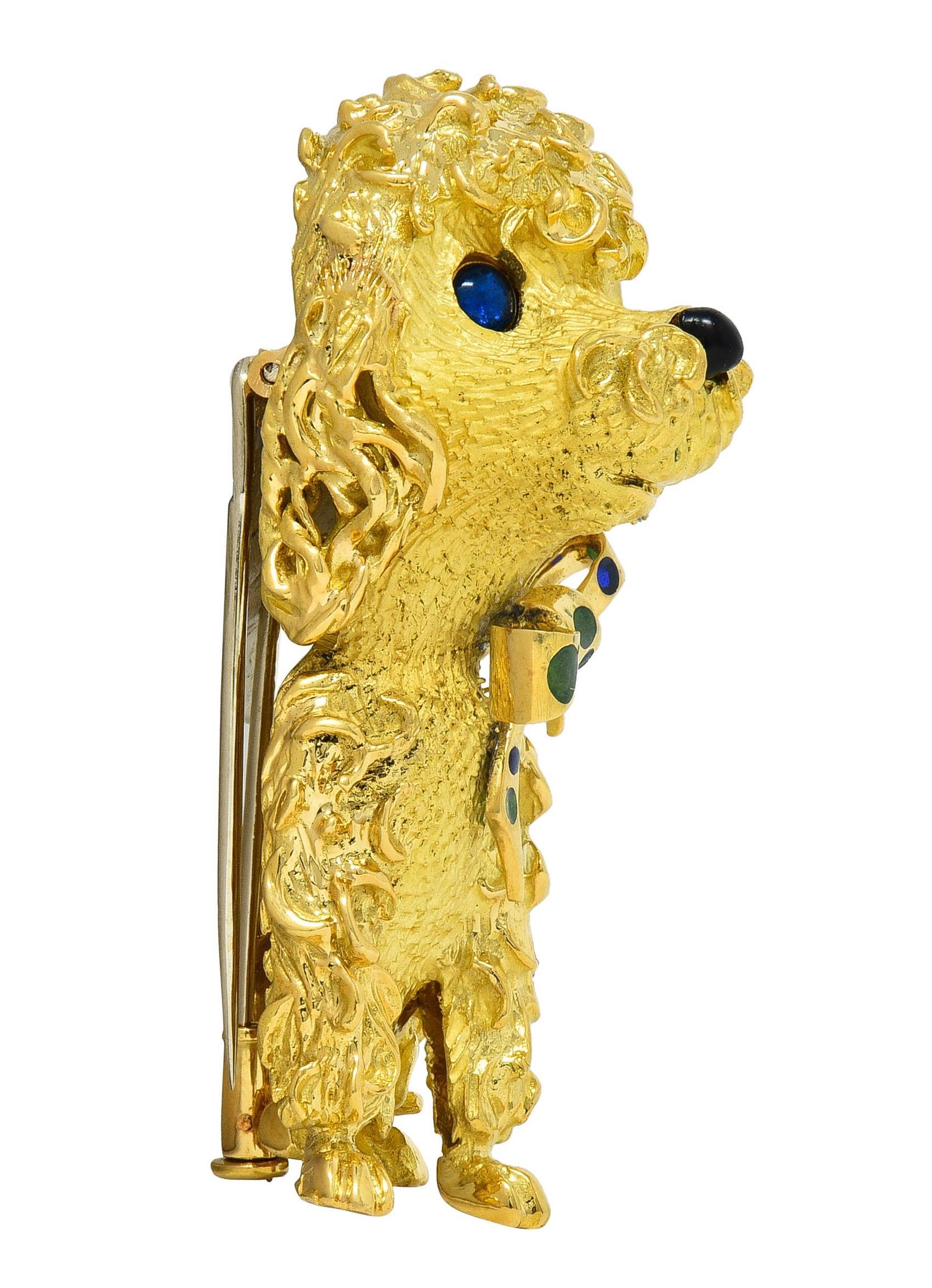 French 1960's Enamel 18 Karat Yellow Gold Vintage Poodle Dog Brooch For Sale 1