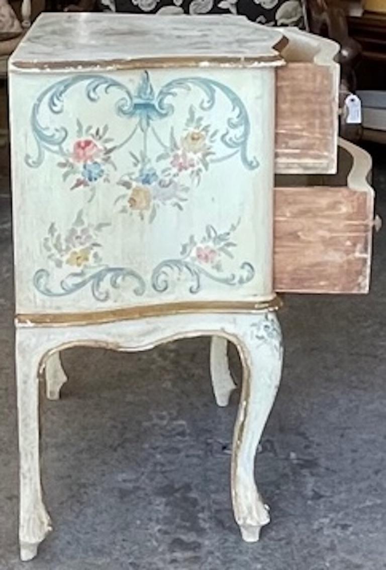French 1960s Hand Painted 2 Drawer Bow Fronted Chest on Carved Cabroile Legs For Sale 4