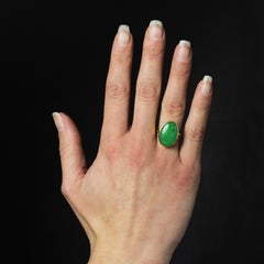 French 1960s Jade Jadeite 18 Karat Yellow Gold Ovale Ring