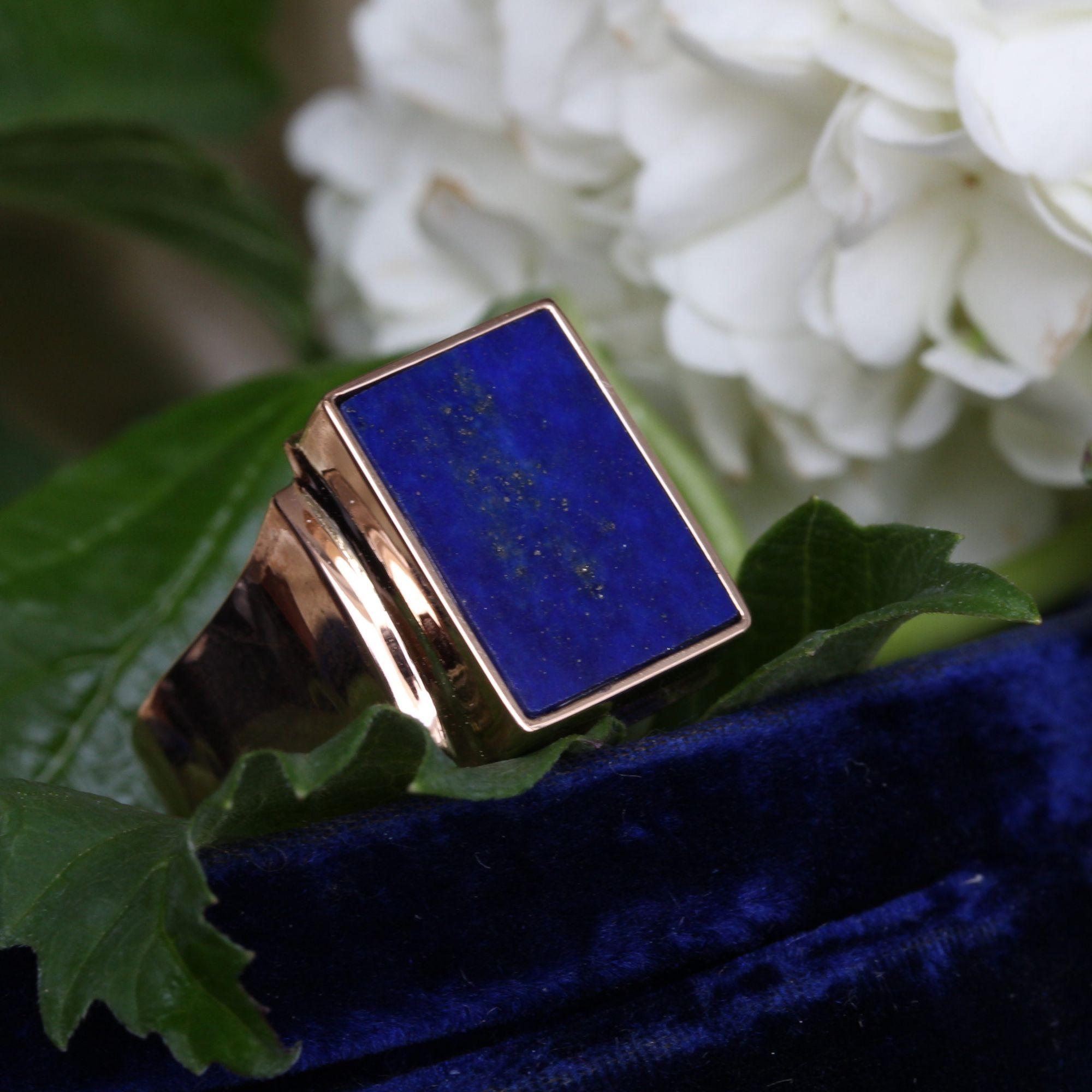 Französischer 1960er Lapislazuli 18 Karat Gelbgold Siegelring (Carréeschliff)