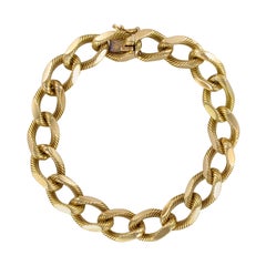 French 1960s Massive Chiseled 18 Karat Yellow Gold Chain Bracelet French 1960s Massive Chiseled 18 Karat Yellow Gold Chain Bracelet