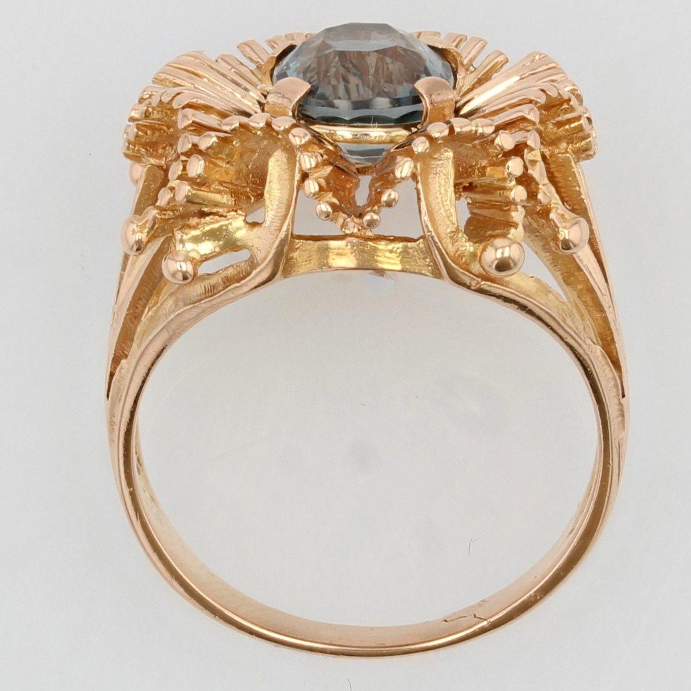 French 1960s Natural Spinel Cushion 18 Karat Rose Gold Retro Ring For Sale 8