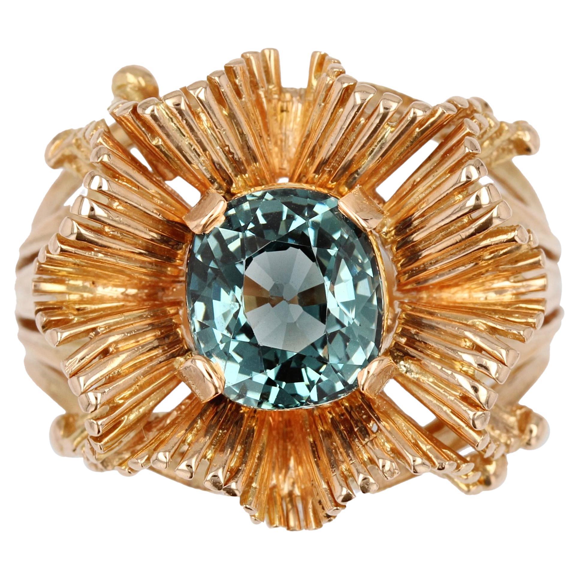 French 1960s Natural Spinel Cushion 18 Karat Rose Gold Retro Ring