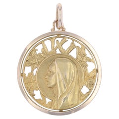 Vintage French 1960s Openworked 18 Karat Rose Gold Haloed Virgin Medal