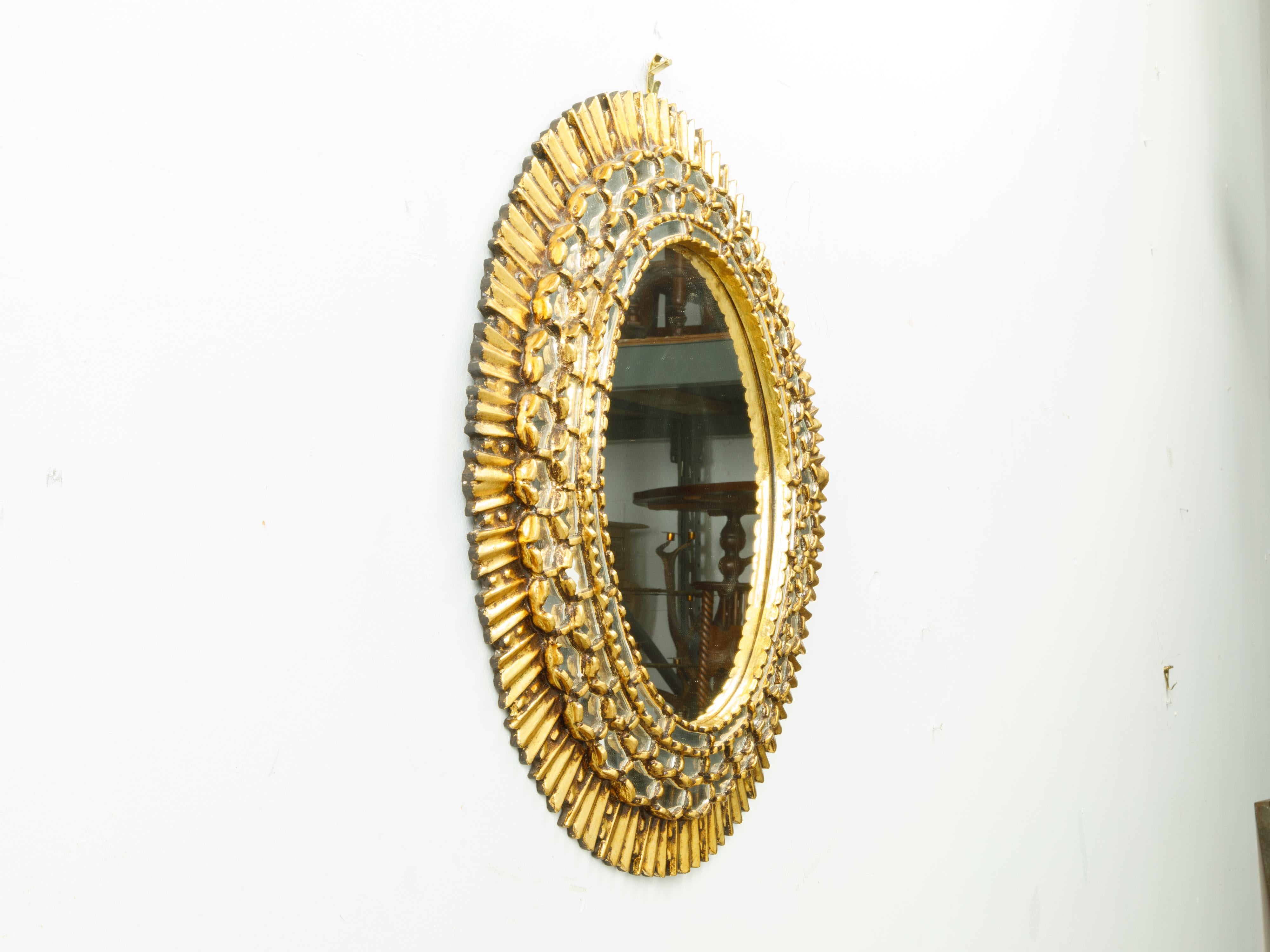 French 1960s Oval Pareclose Sunburst Mirror with Honeycomb Patterns For Sale 1