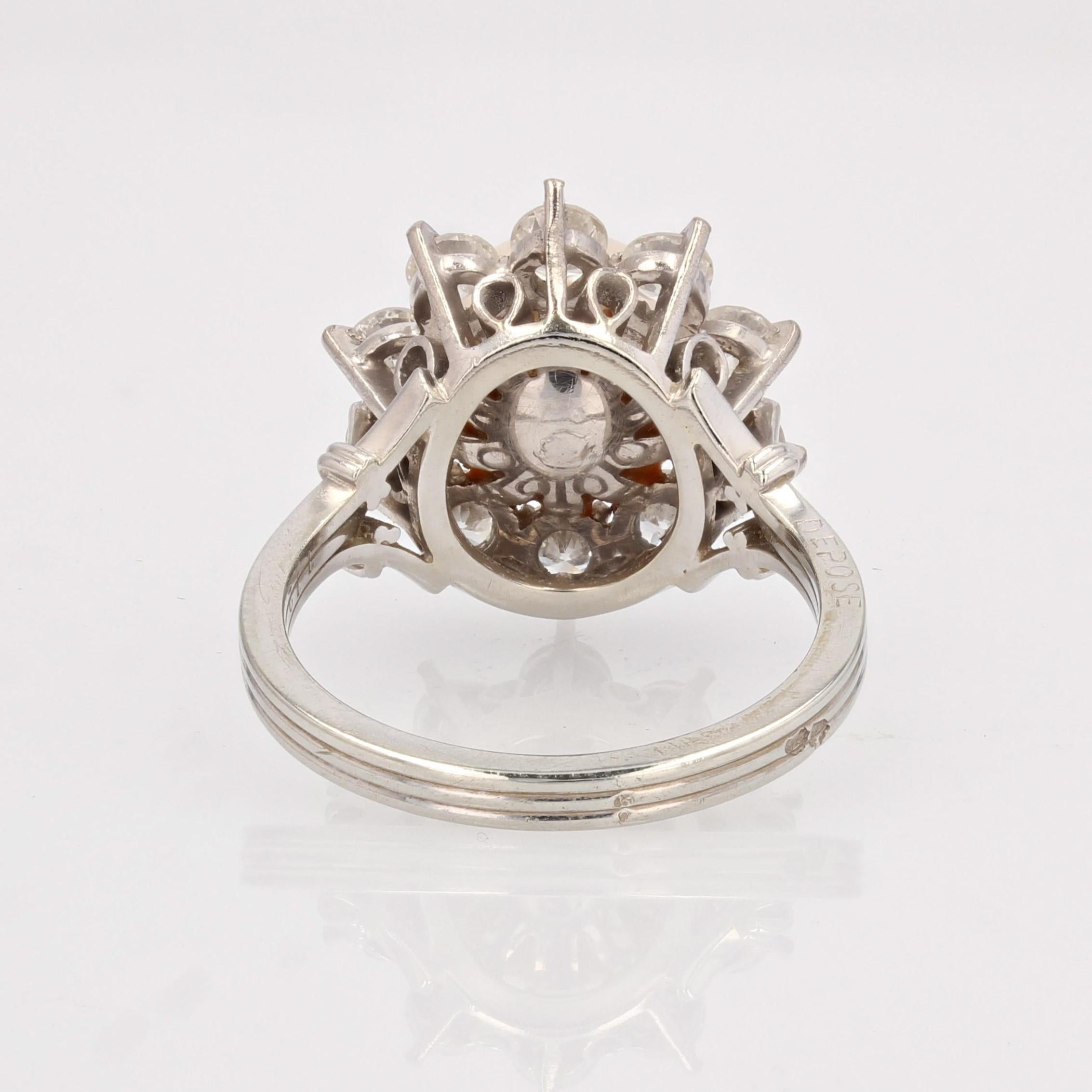 French 1960s Pearl Diamonds 18 Karat White Gold Platinum Flake Ring For Sale 5