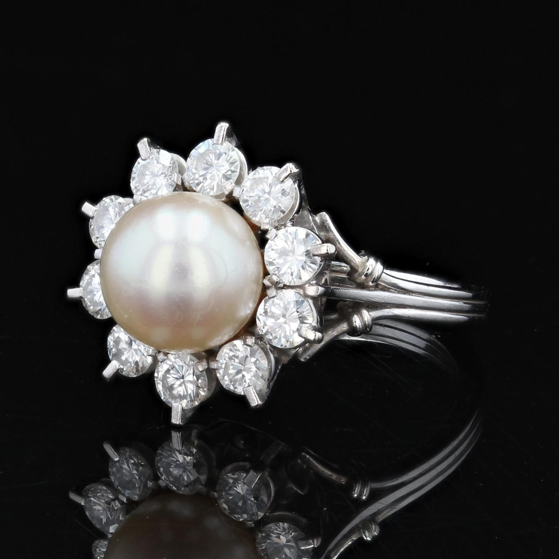 Retro French 1960s Pearl Diamonds 18 Karat White Gold Platinum Flake Ring For Sale