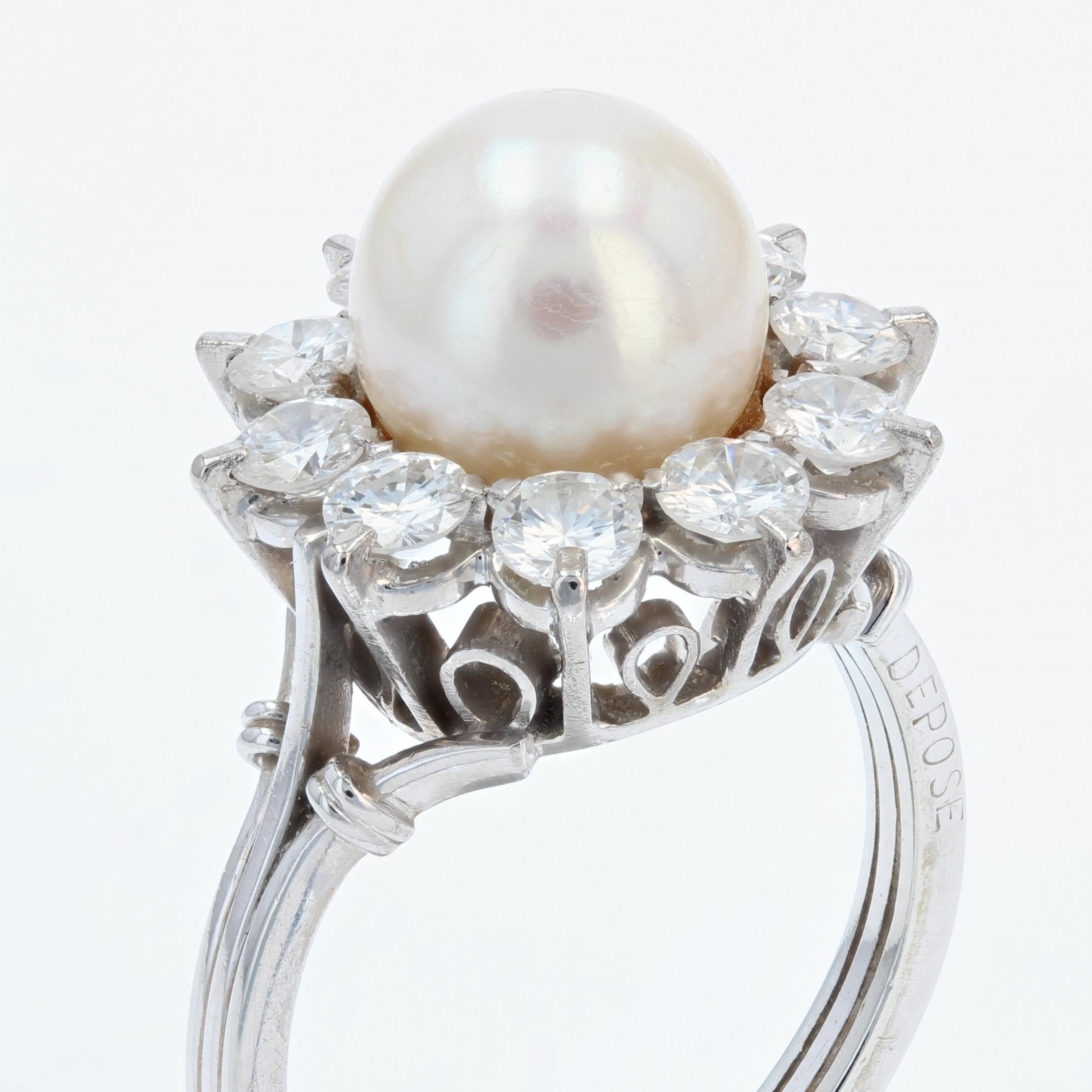 Women's French 1960s Pearl Diamonds 18 Karat White Gold Platinum Flake Ring For Sale
