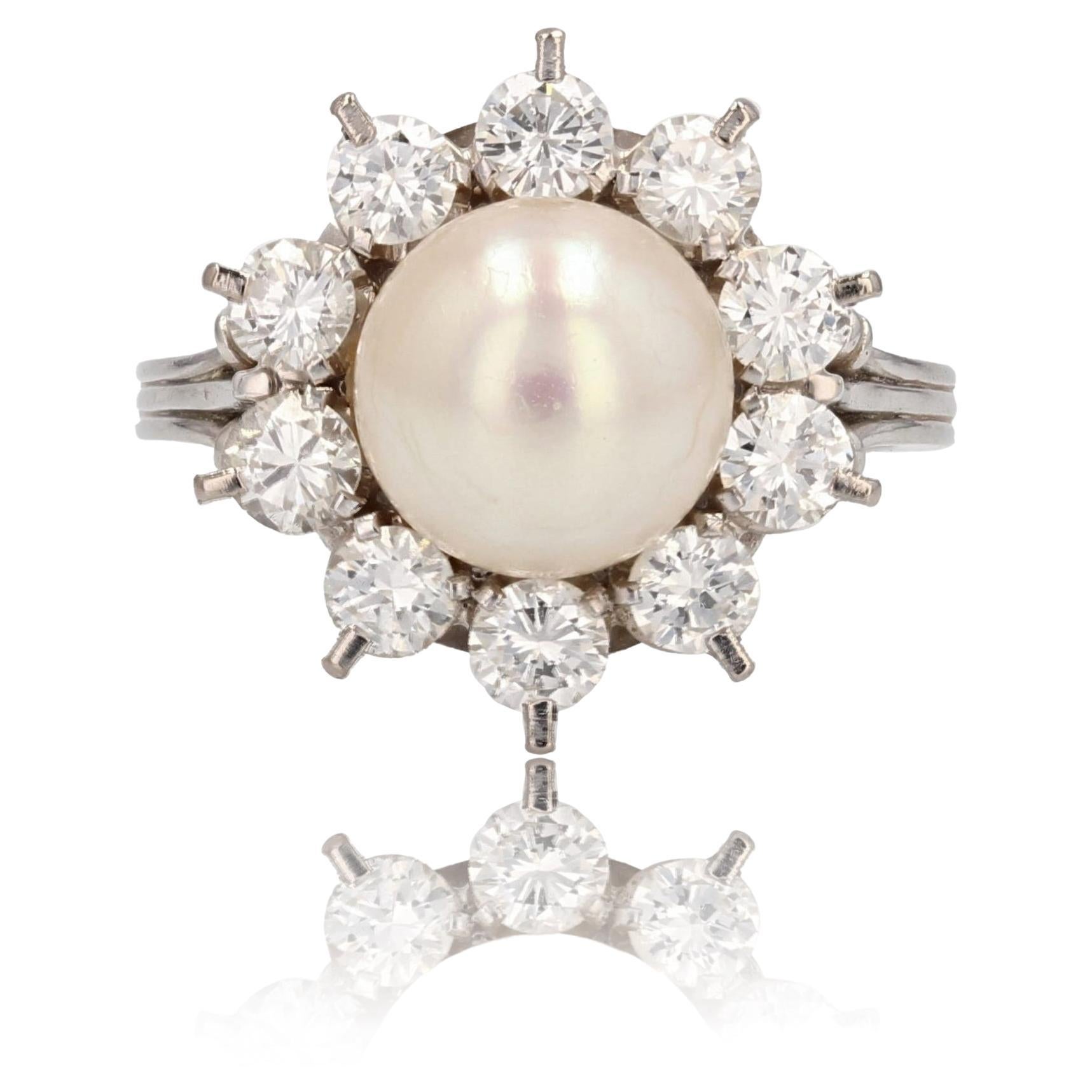 French 1960s Pearl Diamonds 18 Karat White Gold Platinum Flake Ring For Sale