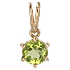 French 1960s Peridot 18 Karat Yellow Gold Solitaire Pendant