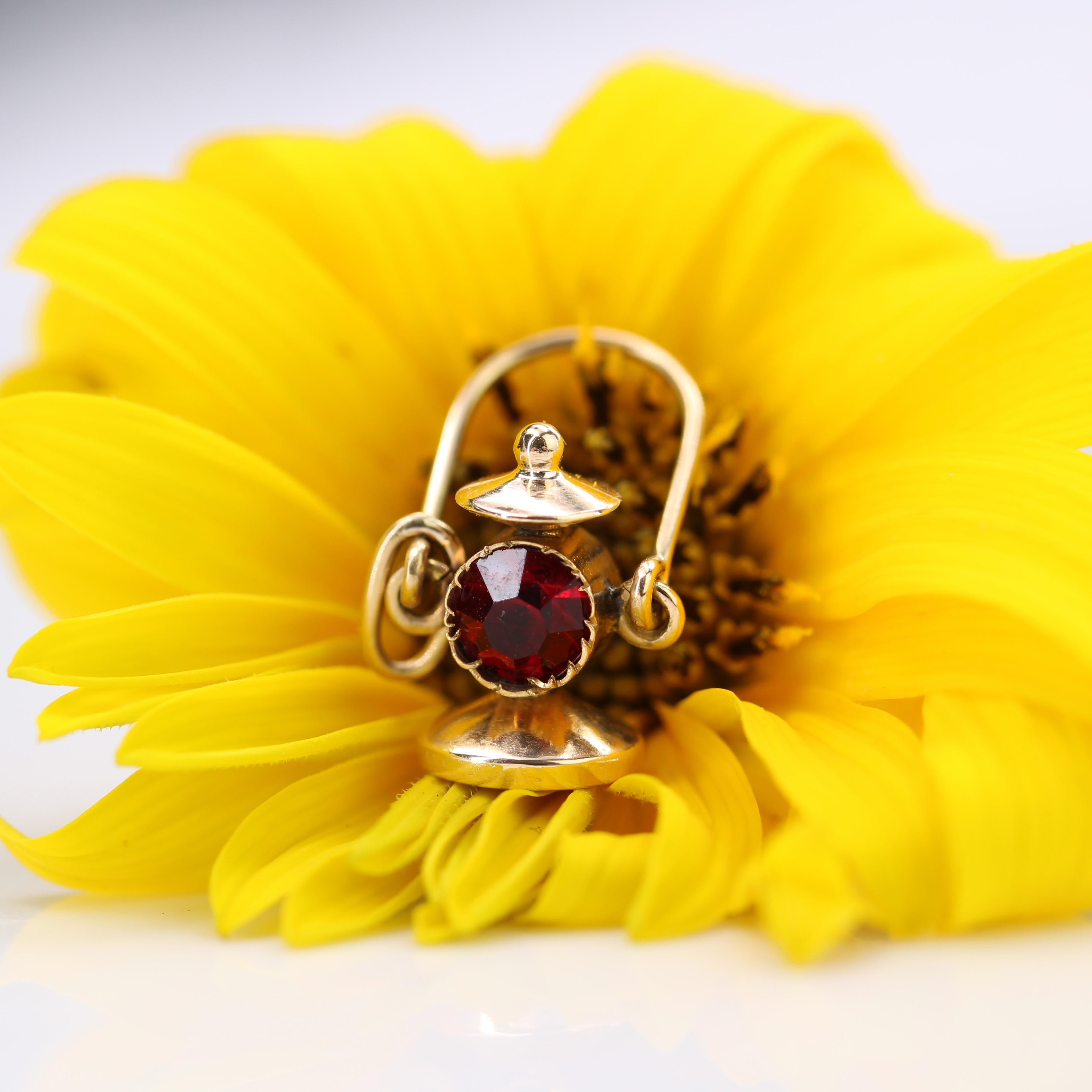 Retro French 1960s Red Stone 18 Karat Yellow Gold Lantern Charm Pendant