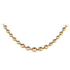 French 1960s Vintage 18 Karat Yellow Gold Falling Pearls Necklace