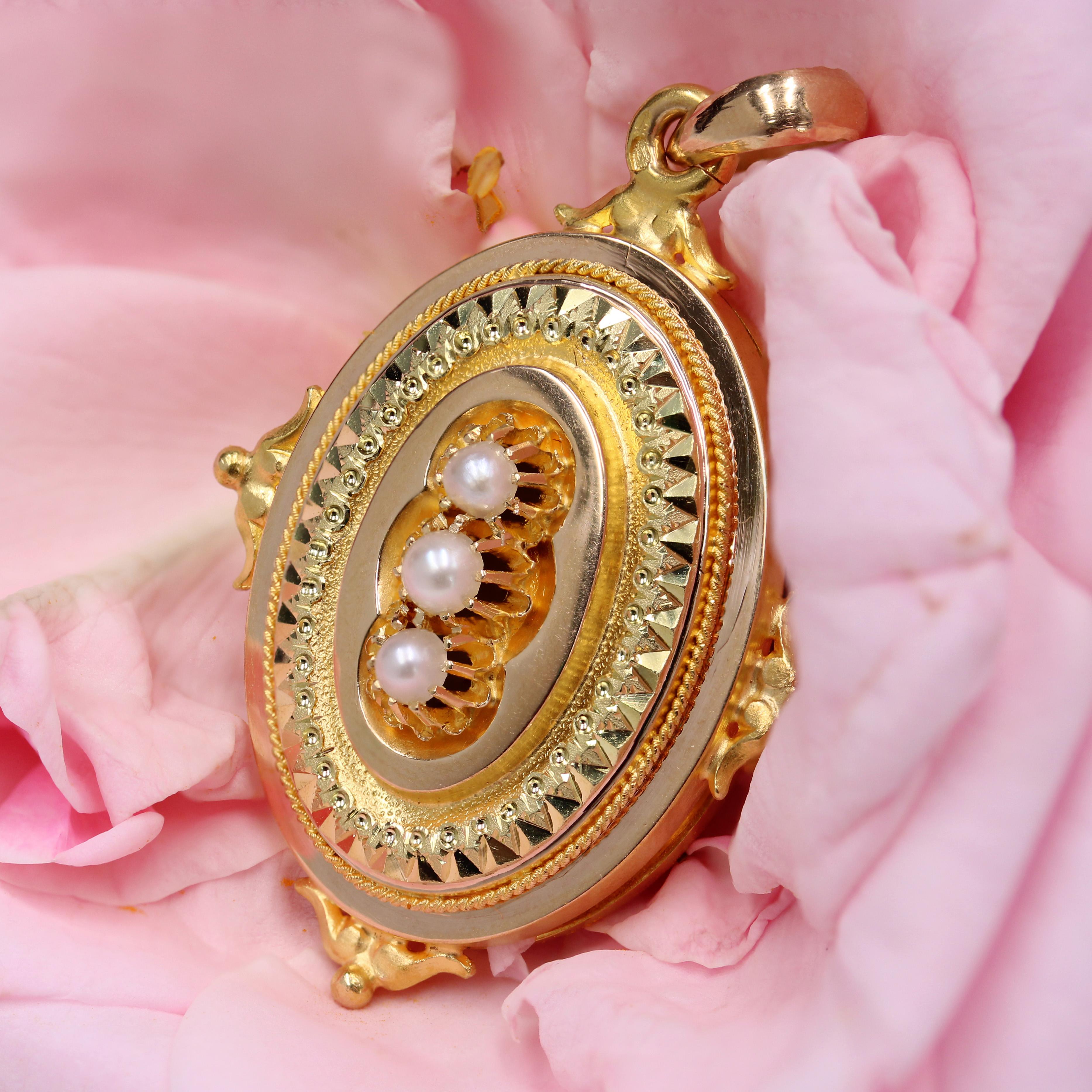 Französische Retro-Zuchtperlen-Medaillon-Anhänger aus 18 Karat Gelbgold mit Zuchtperlen, 1960er Jahre 6