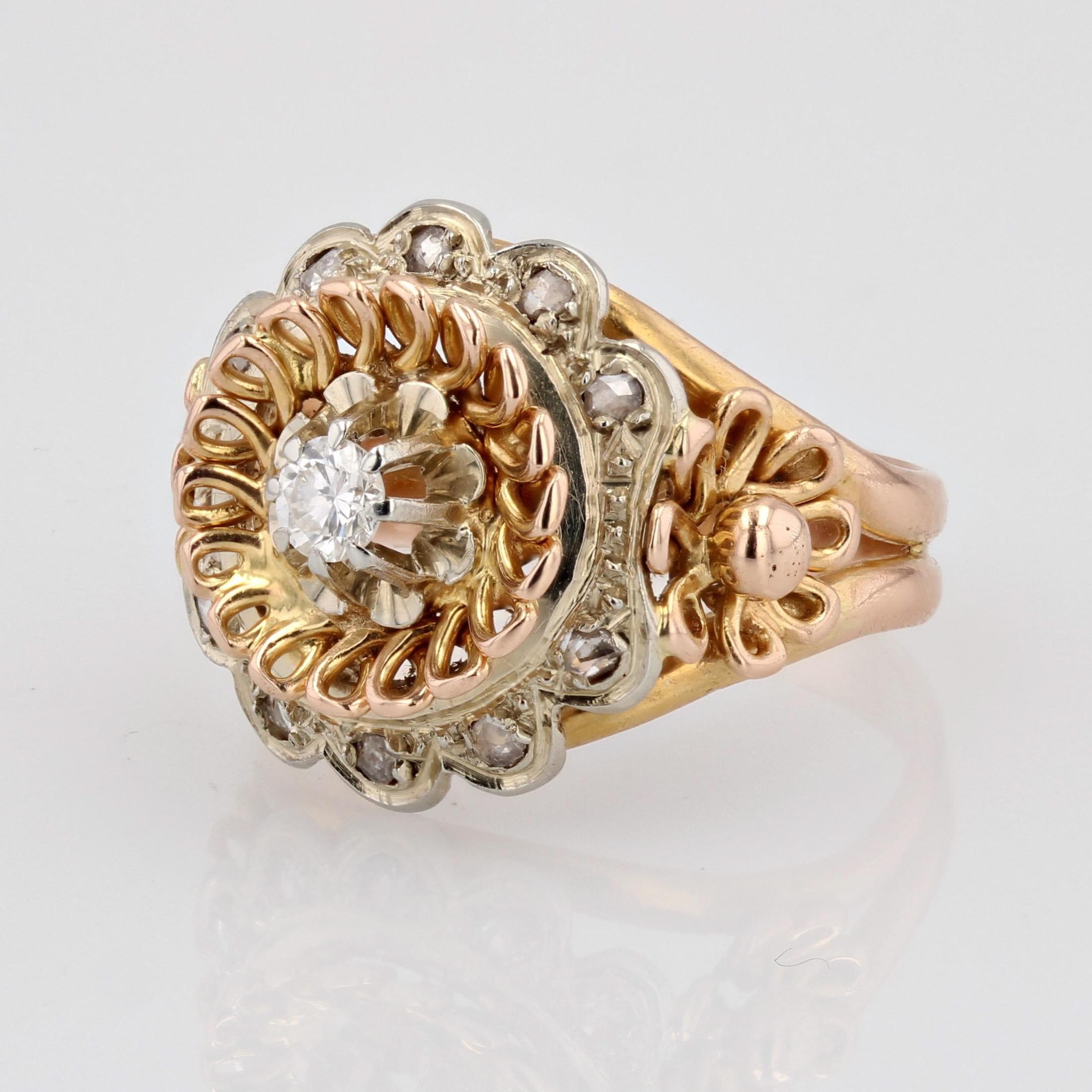 Bague marguerite ajourée en or rose blanc 18 carats, diamant rétro français des années 1960 en vente 2