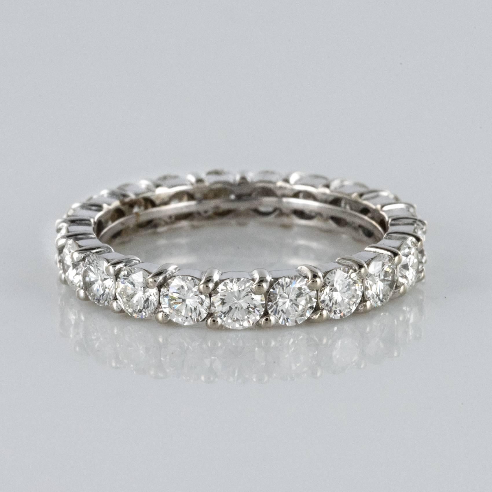 Women's French 1960s Retro White Gold 1.80 Carat Diamond Wedding Ring