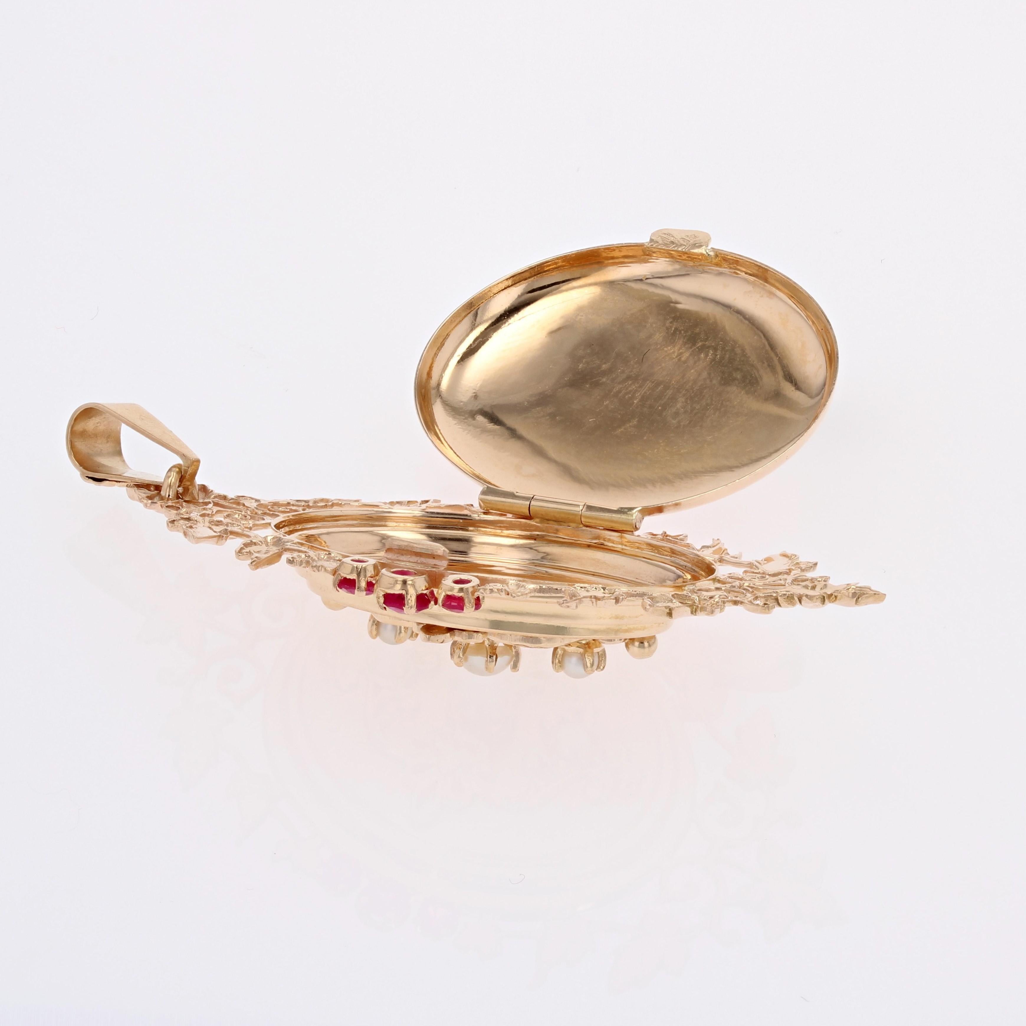 French 1960s Ruby Cultured Pearl 18 Karat Rose Gold Medallion 3