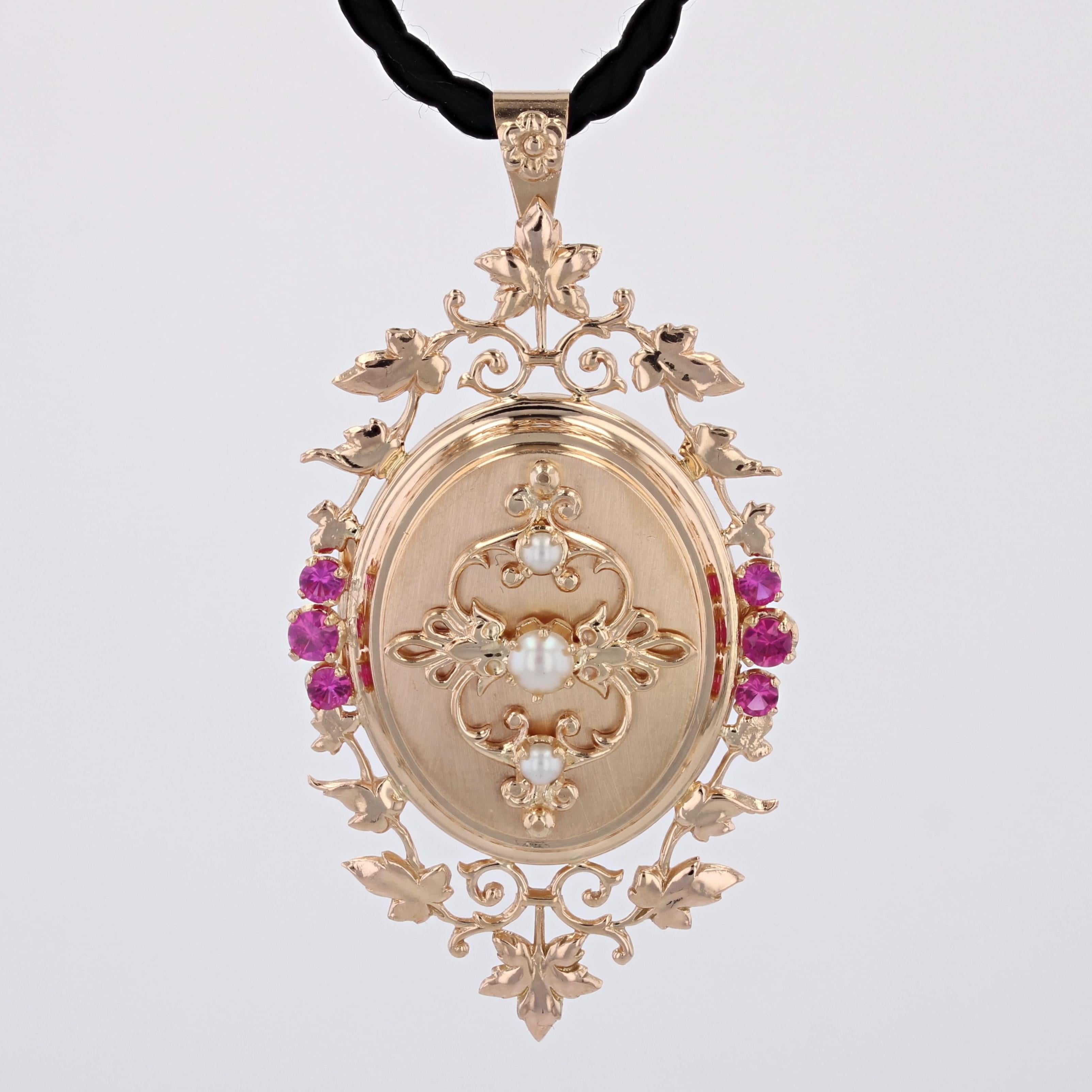 Retro French 1960s Ruby Cultured Pearl 18 Karat Rose Gold Medallion