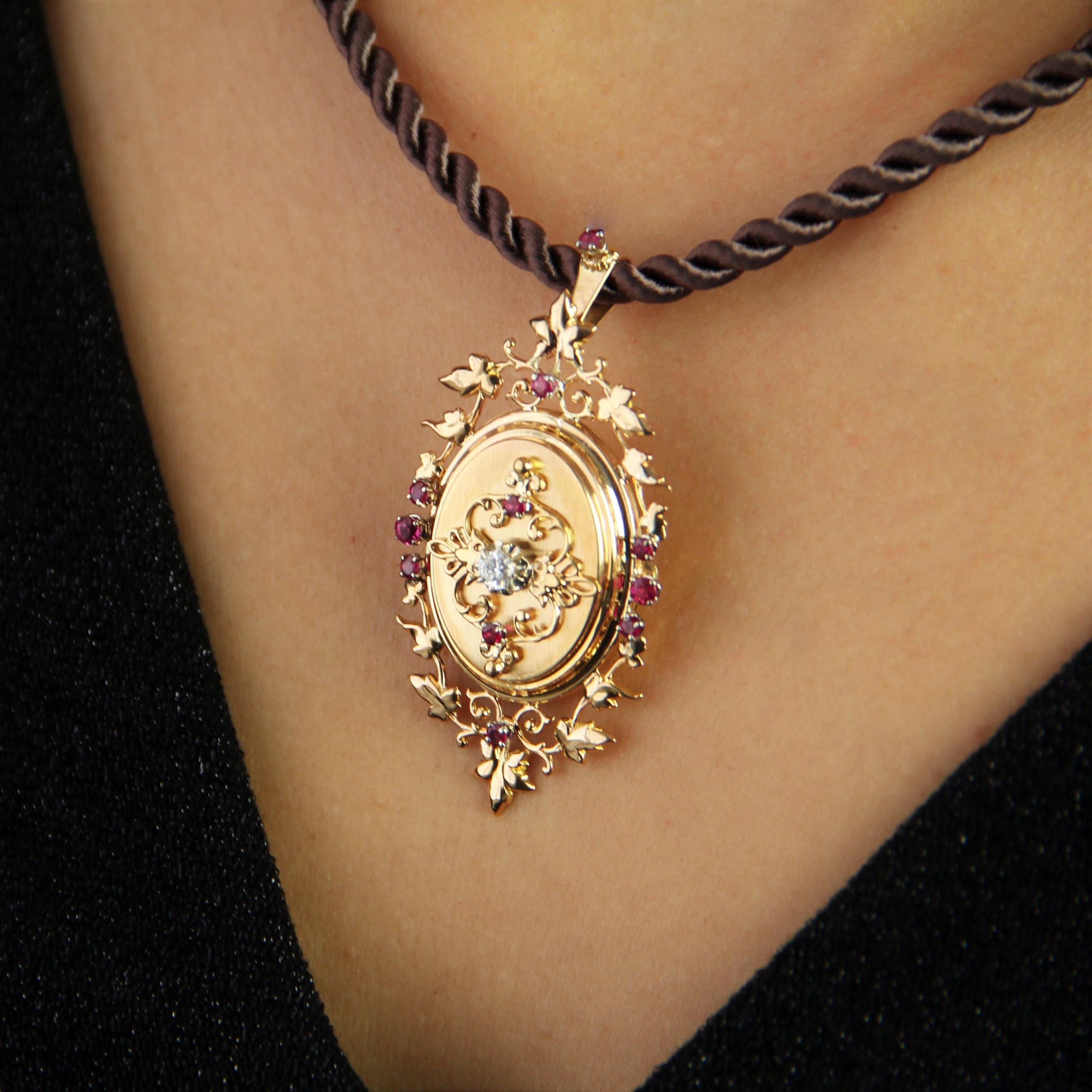 Anhänger aus 18 Karat Roségold mit Rubin und Diamanten aus den 1960er Jahren 3