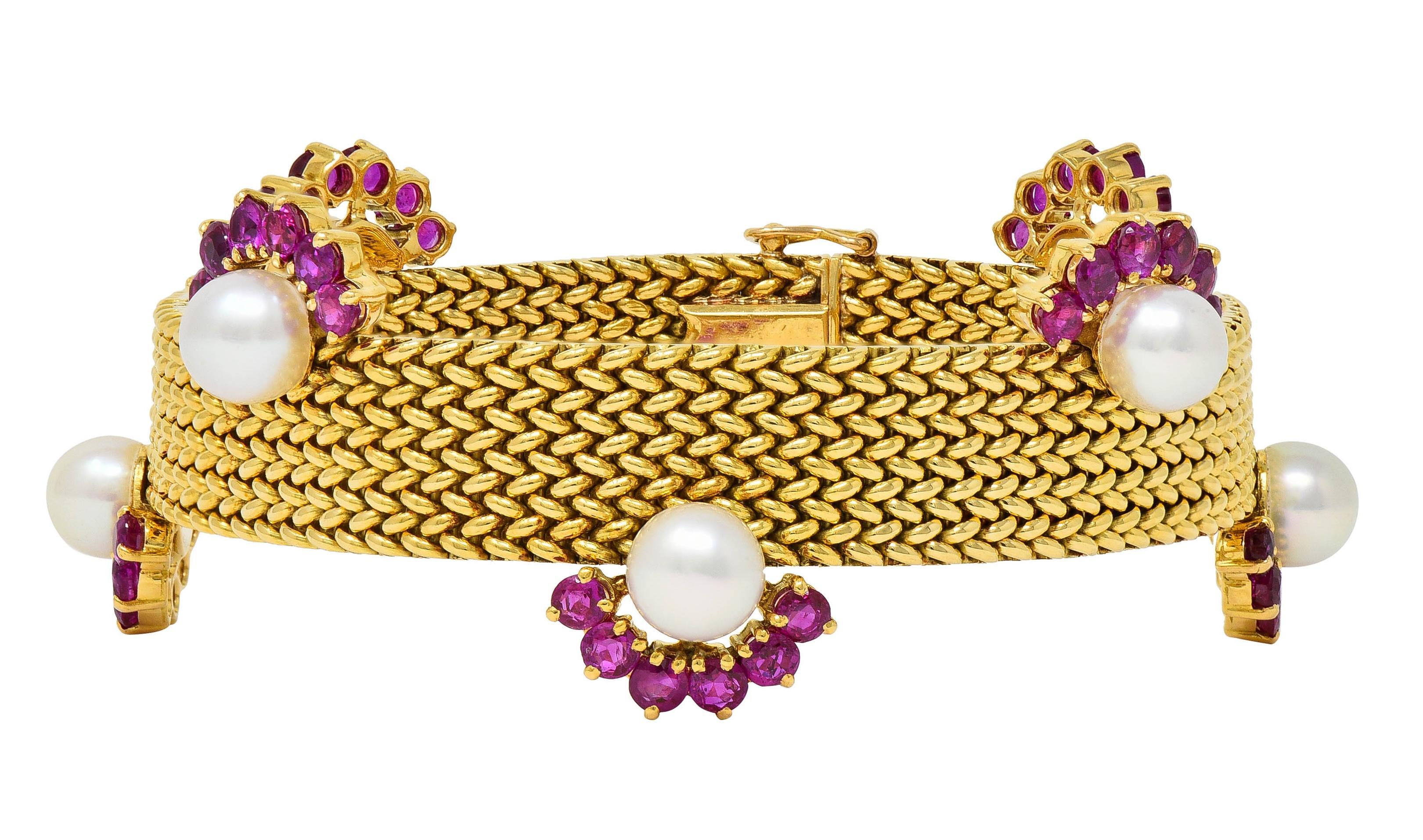 Bracelet vintage tissé en or jaune 18 carats, perles et rubis, France, années 1960 Excellent état - En vente à Philadelphia, PA
